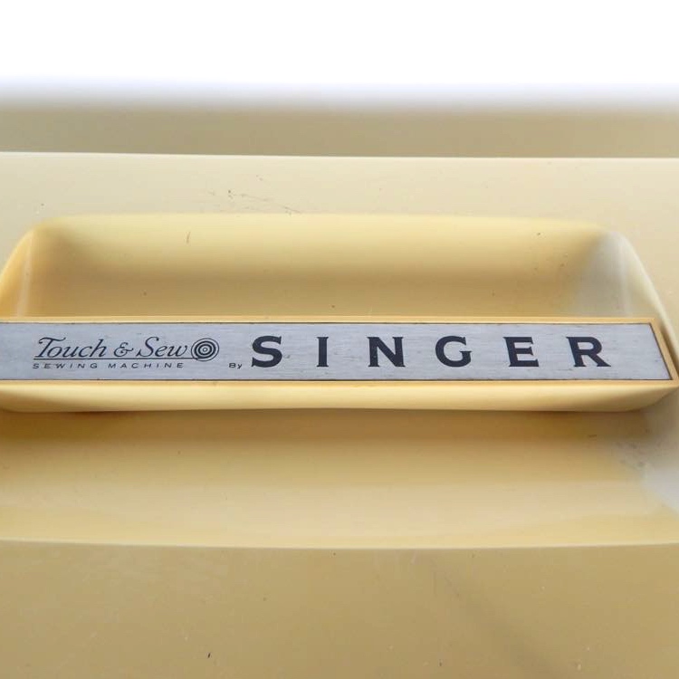 Portable Singer Sewing Machine