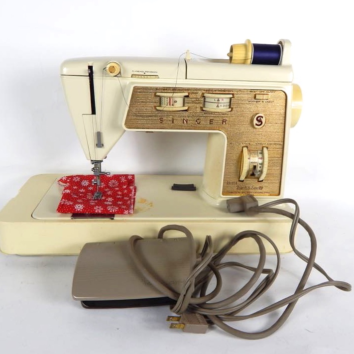 Portable Singer Sewing Machine