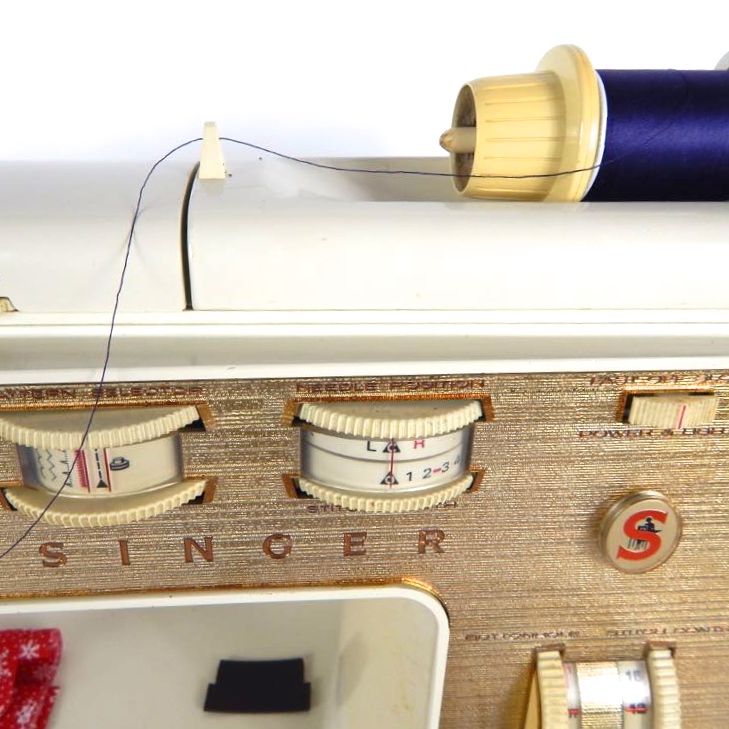 Portable Singer Sewing Machine