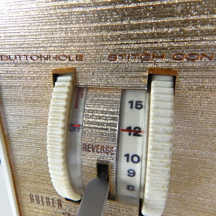 Portable Singer Sewing Machine