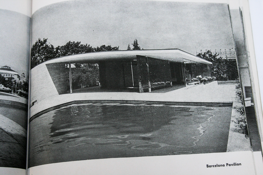 Mario Botta's  "la casa rotonda" and Miles Van Der Rohe "The Museum of Modern Art"