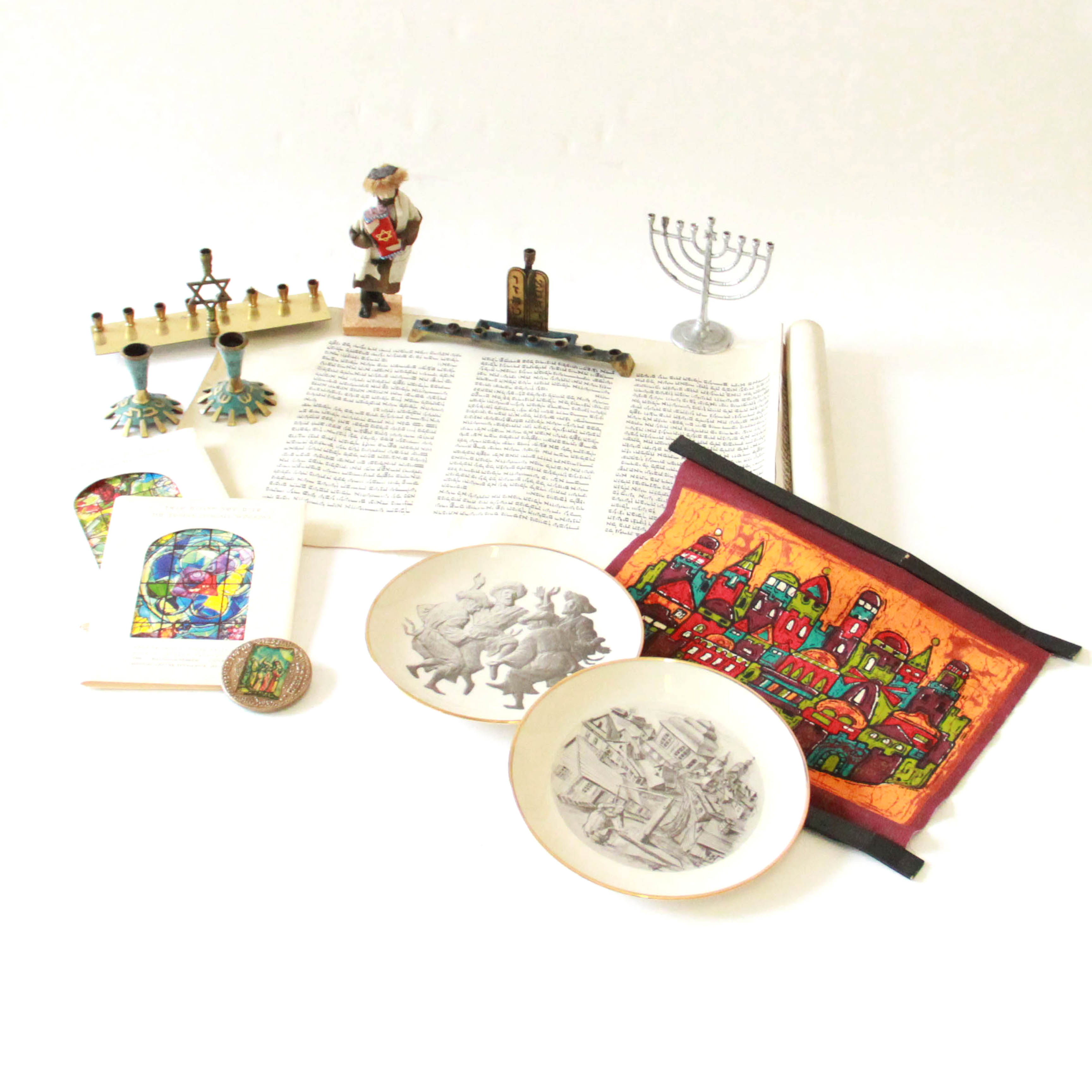 Assorted Vintage Judaica Items