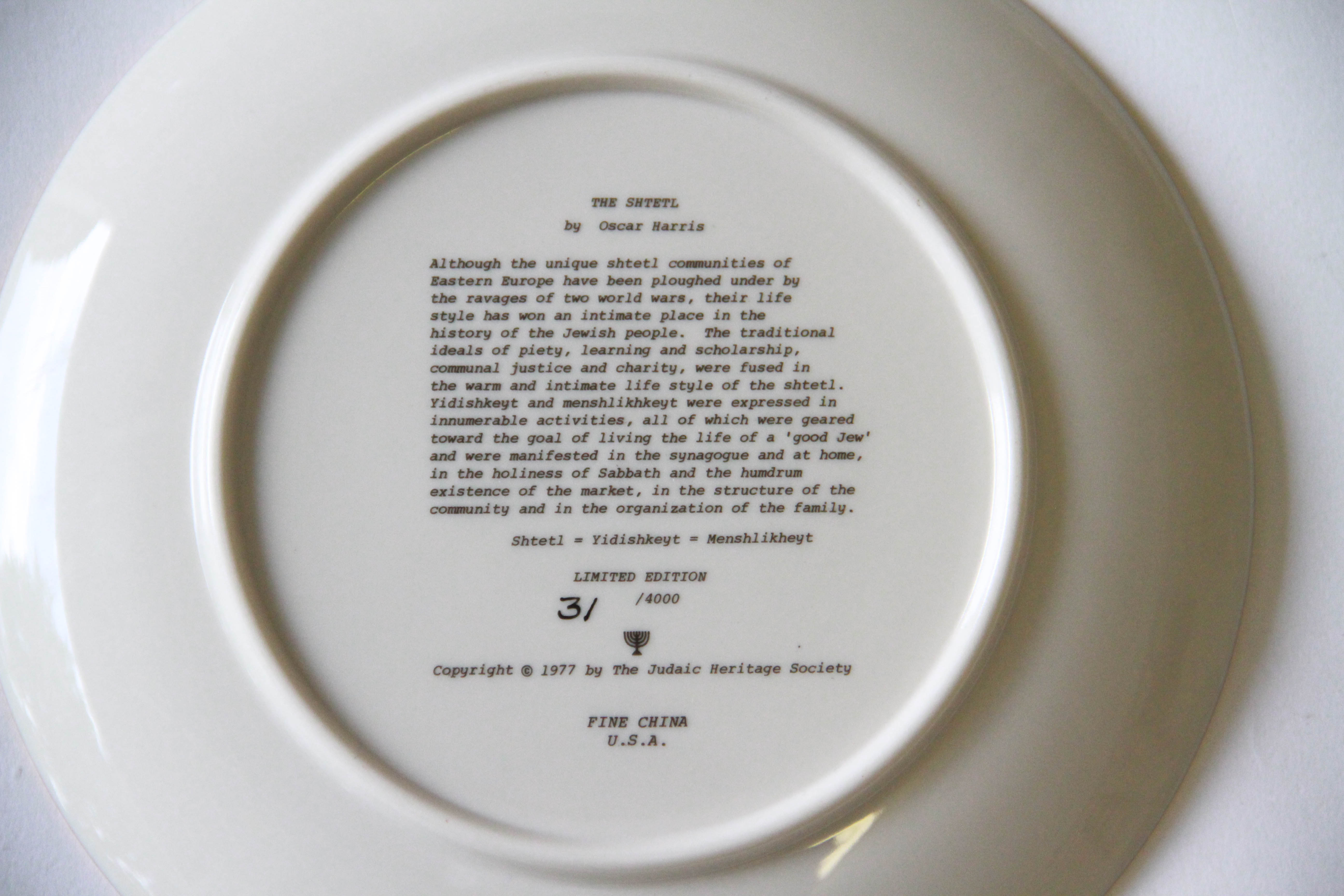 Assorted Vintage Judaica Items