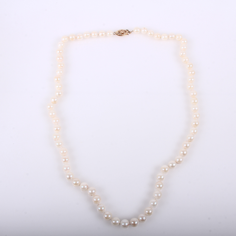 Vintage 14K Yellow Gold and Cultured Freshwater Pearl Necklace