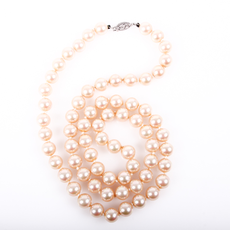 Vintage 14K White Gold and Faux Pearl Necklace