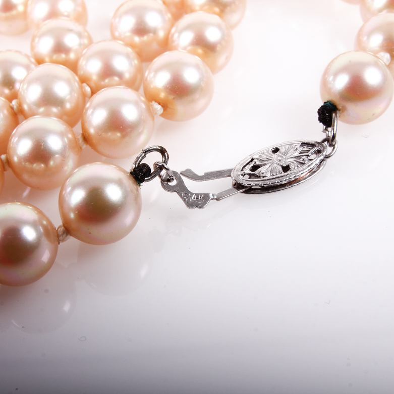 Vintage 14K White Gold and Faux Pearl Necklace