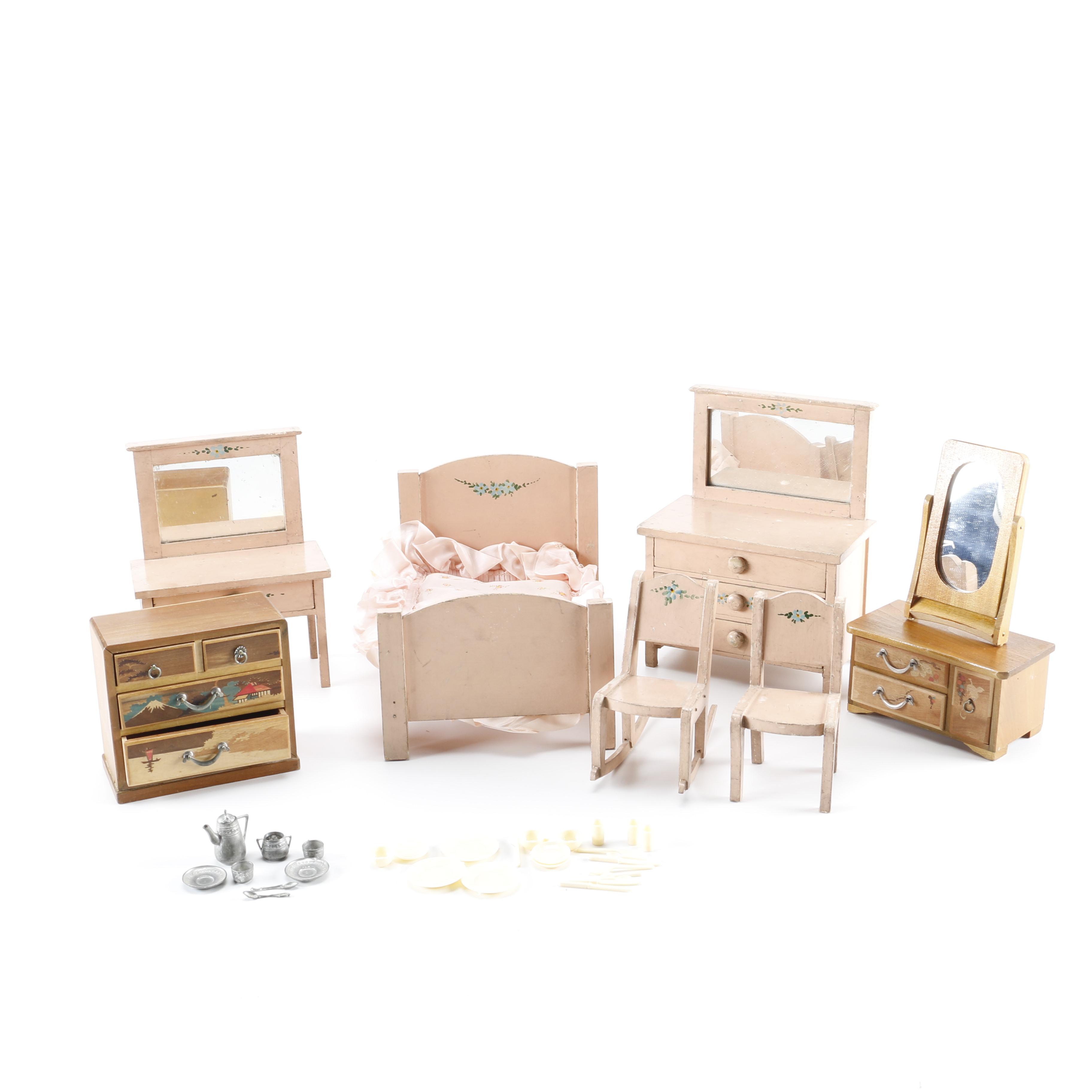 Miniature Doll Furniture and Accessories