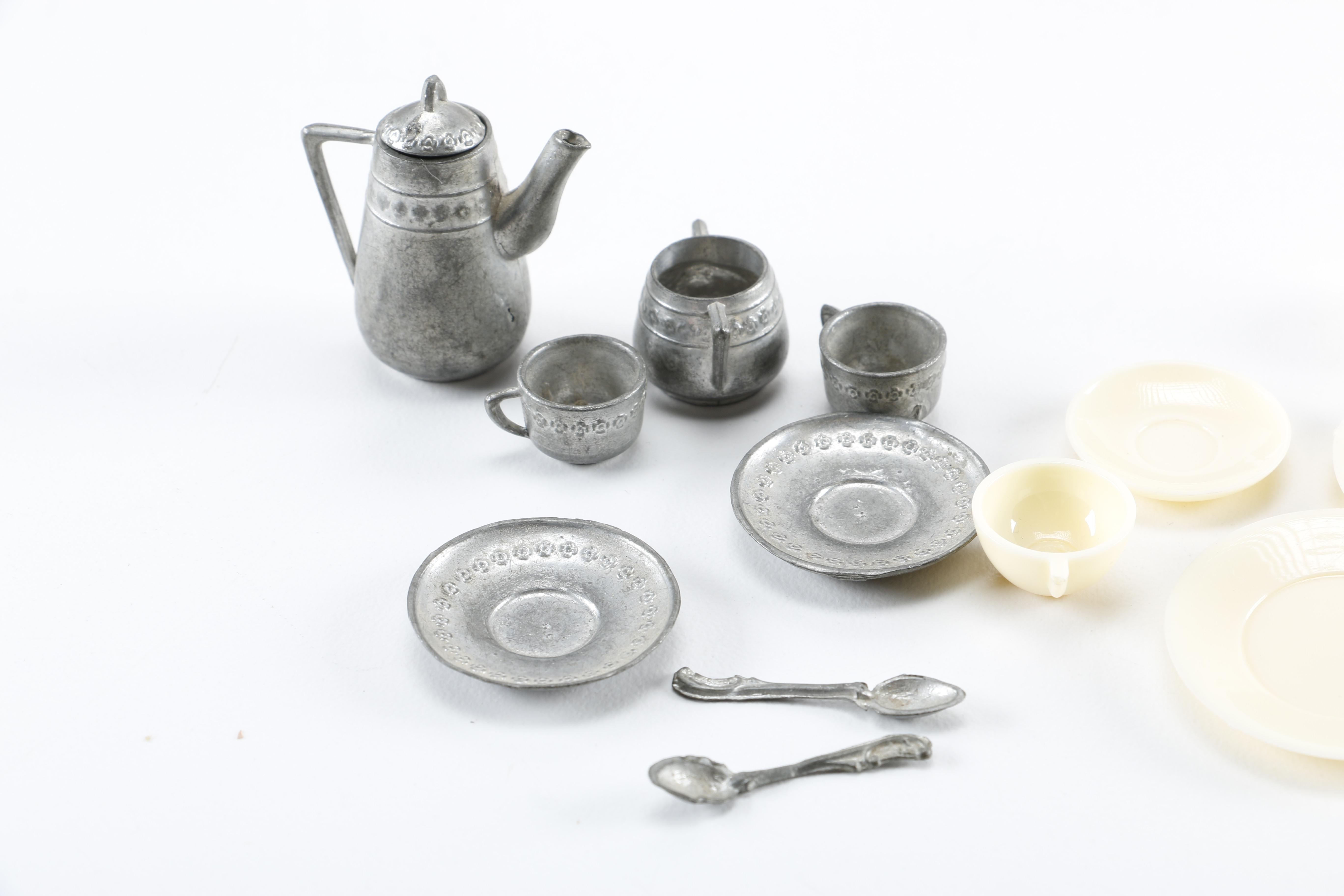 Miniature Doll Furniture and Accessories