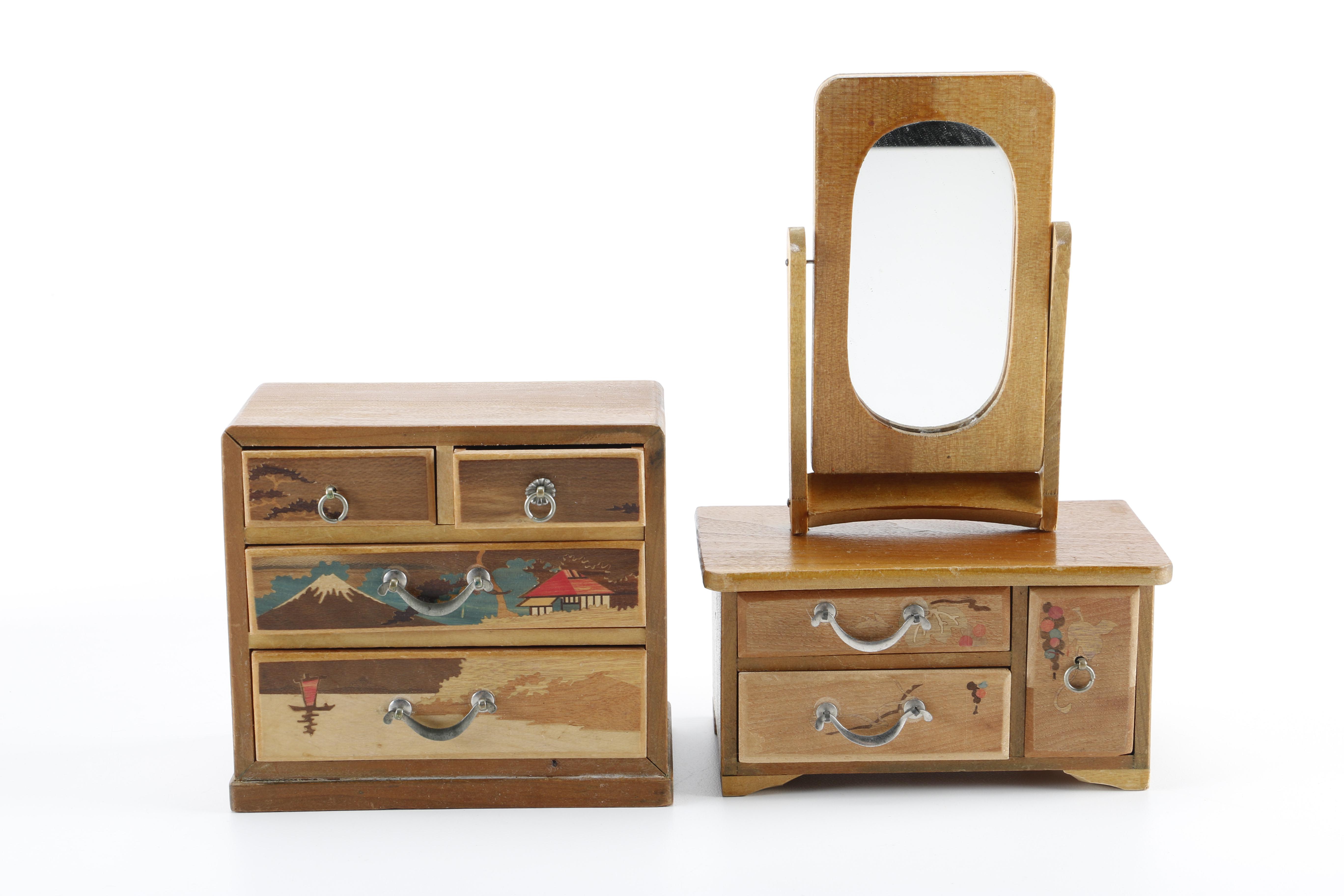 Miniature Doll Furniture and Accessories