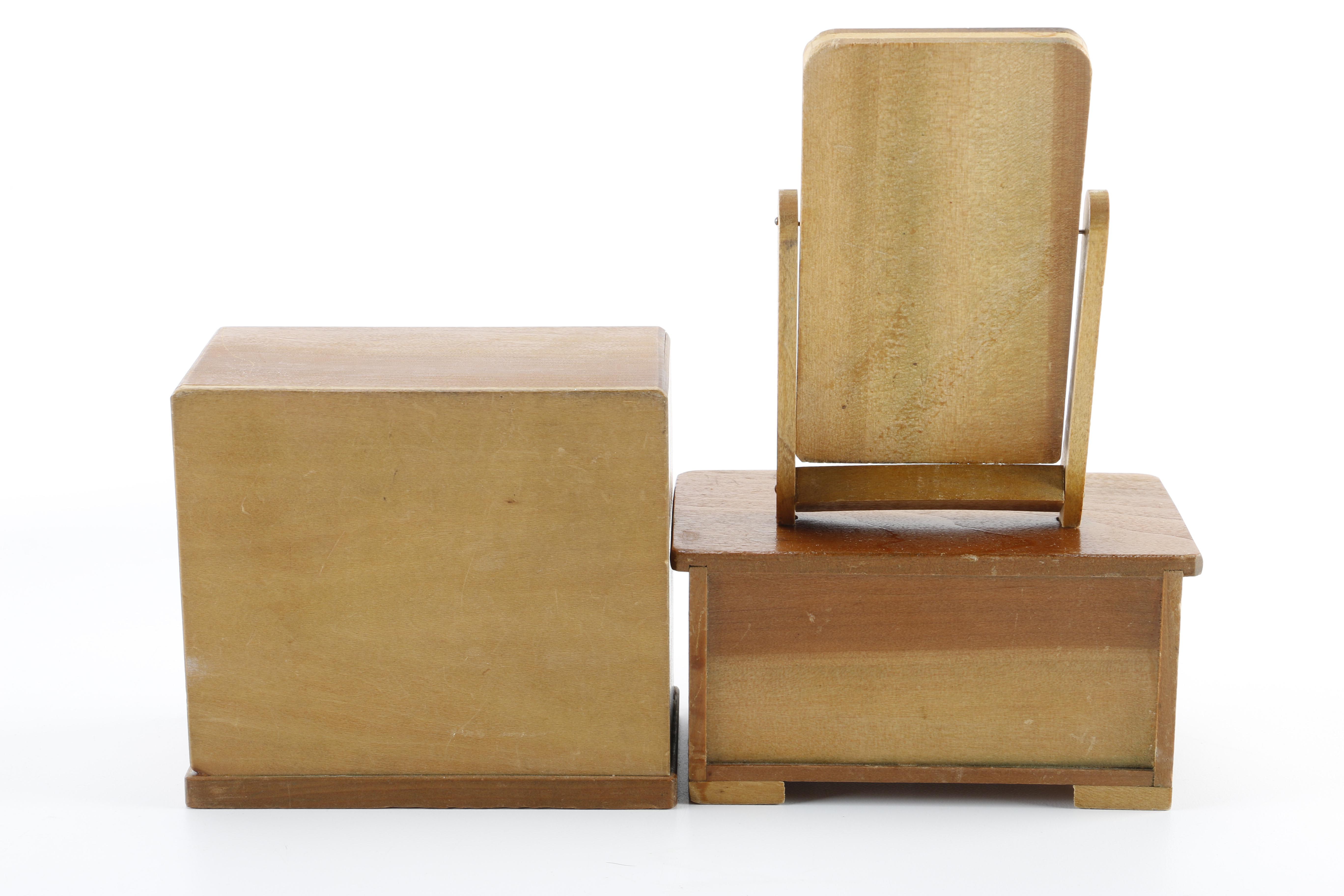 Miniature Doll Furniture and Accessories