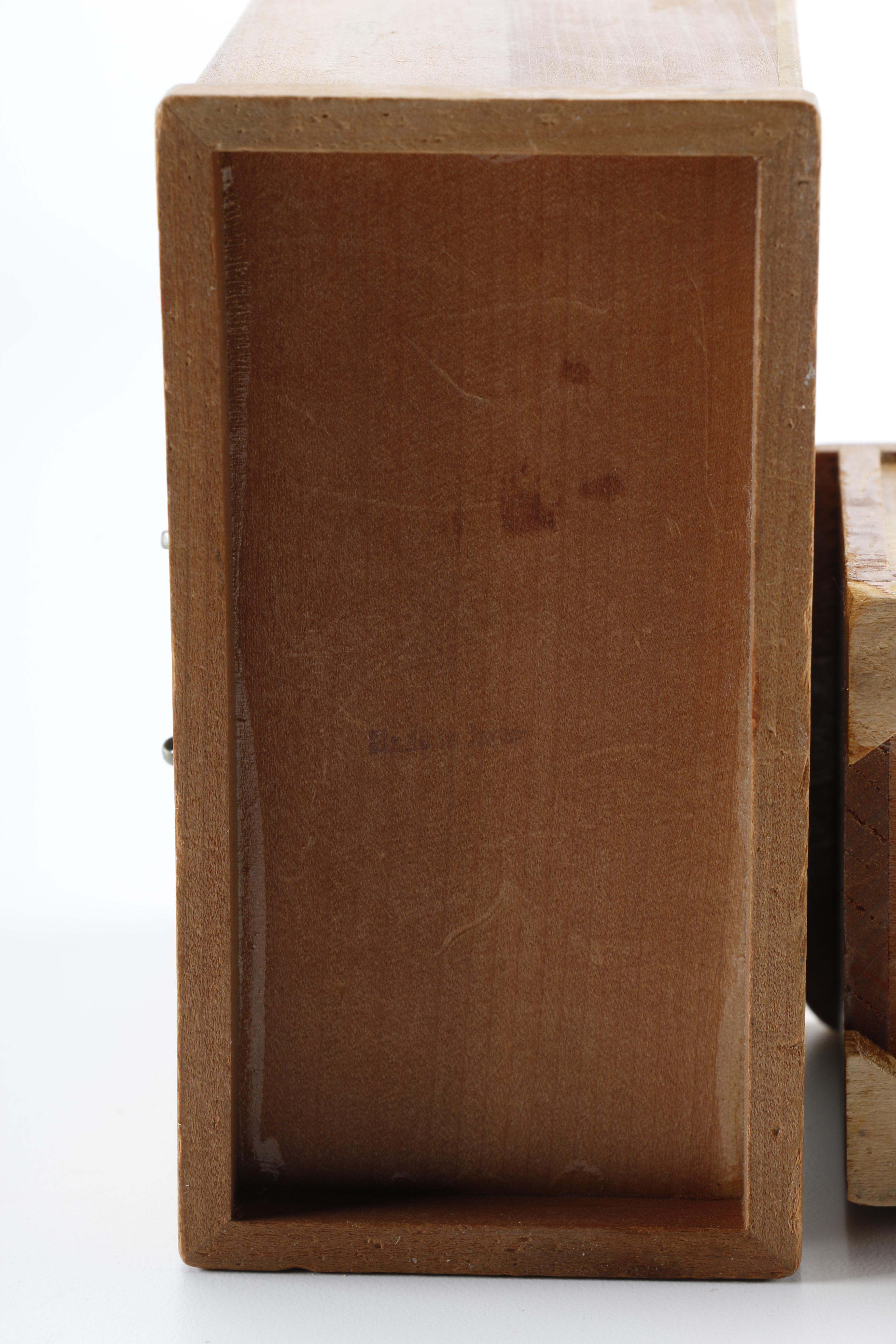 Miniature Doll Furniture and Accessories