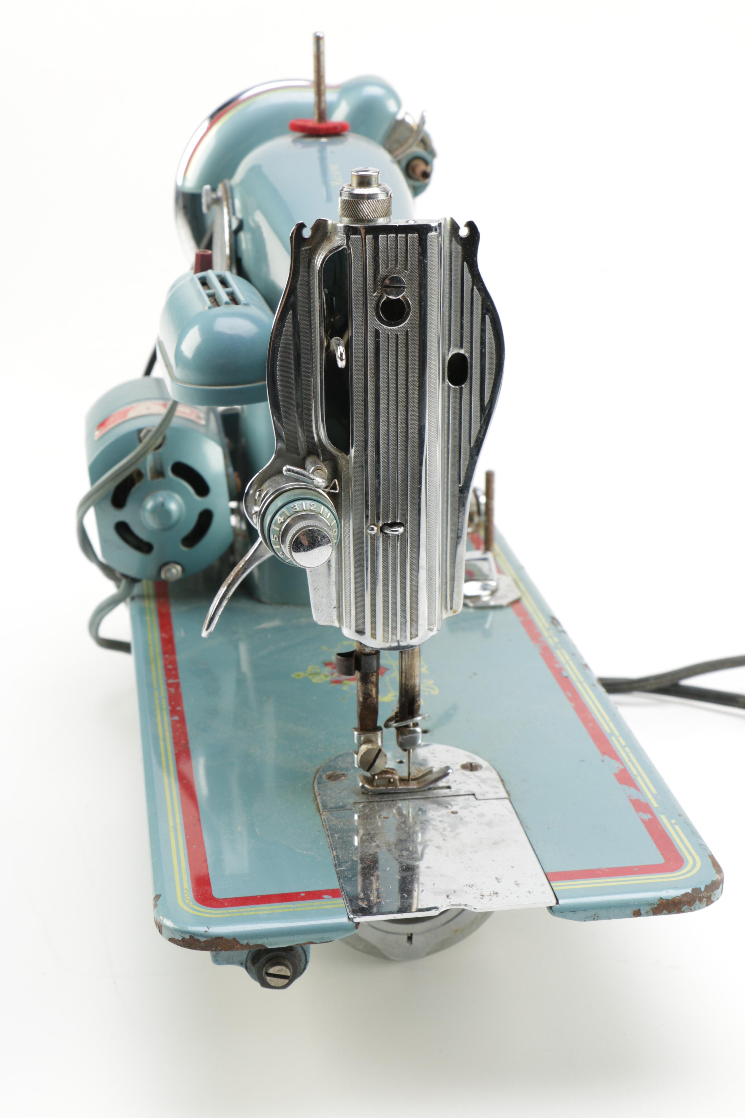 Remington Deluxe Vintage Electric Sewing Machine