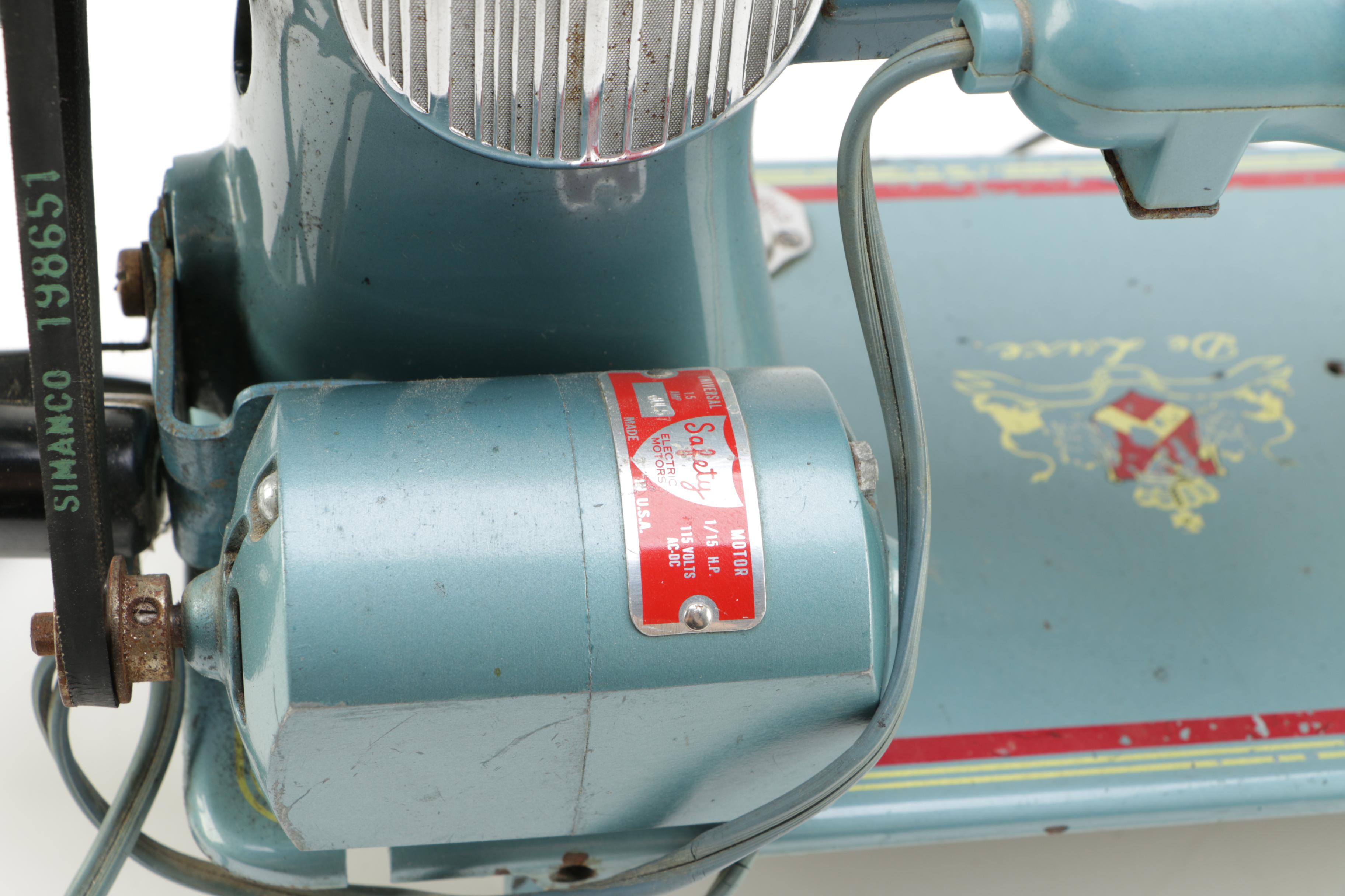 Remington Deluxe Vintage Electric Sewing Machine