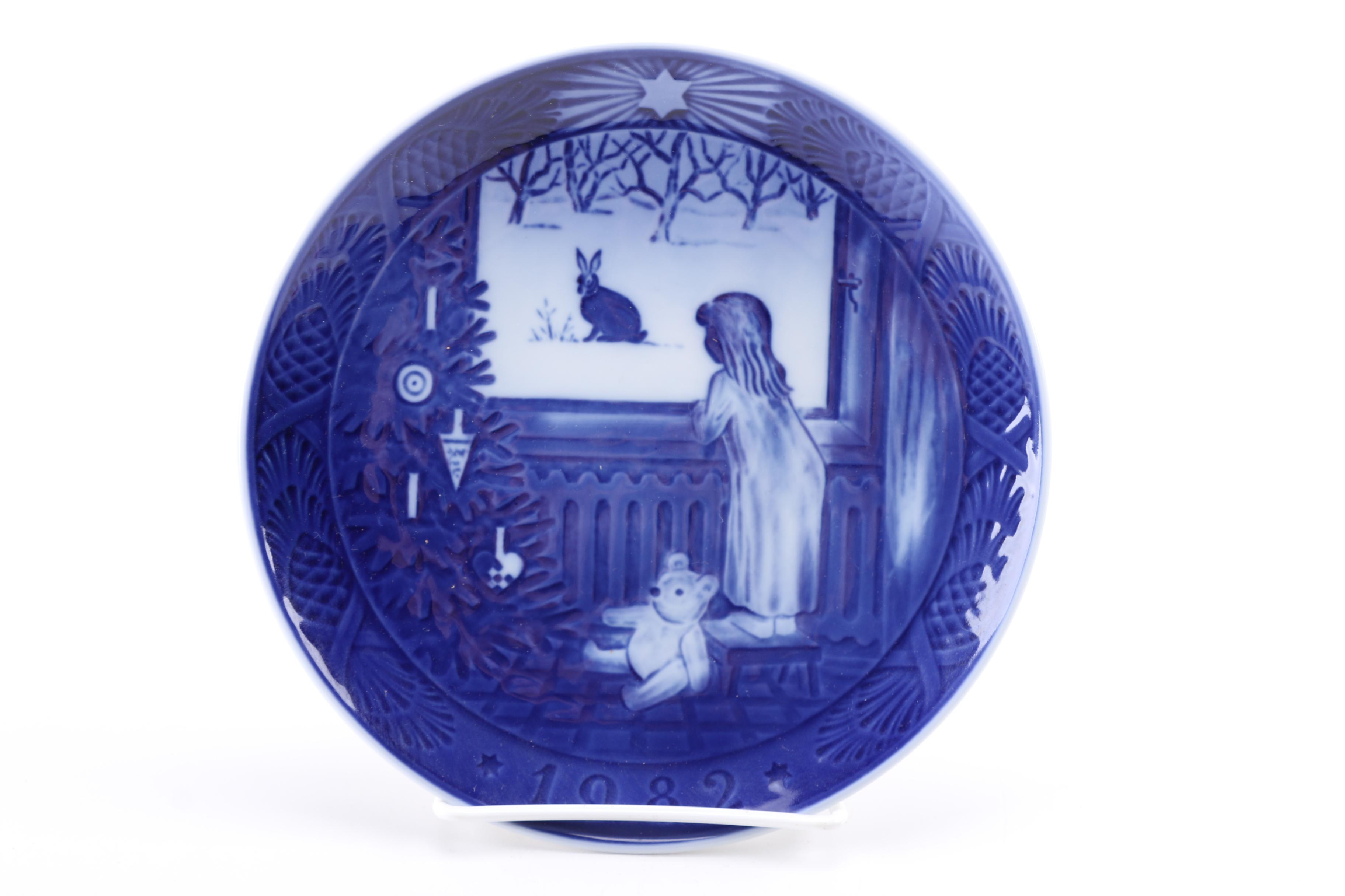 Annual Decorative Plates With Royal Copenhagen