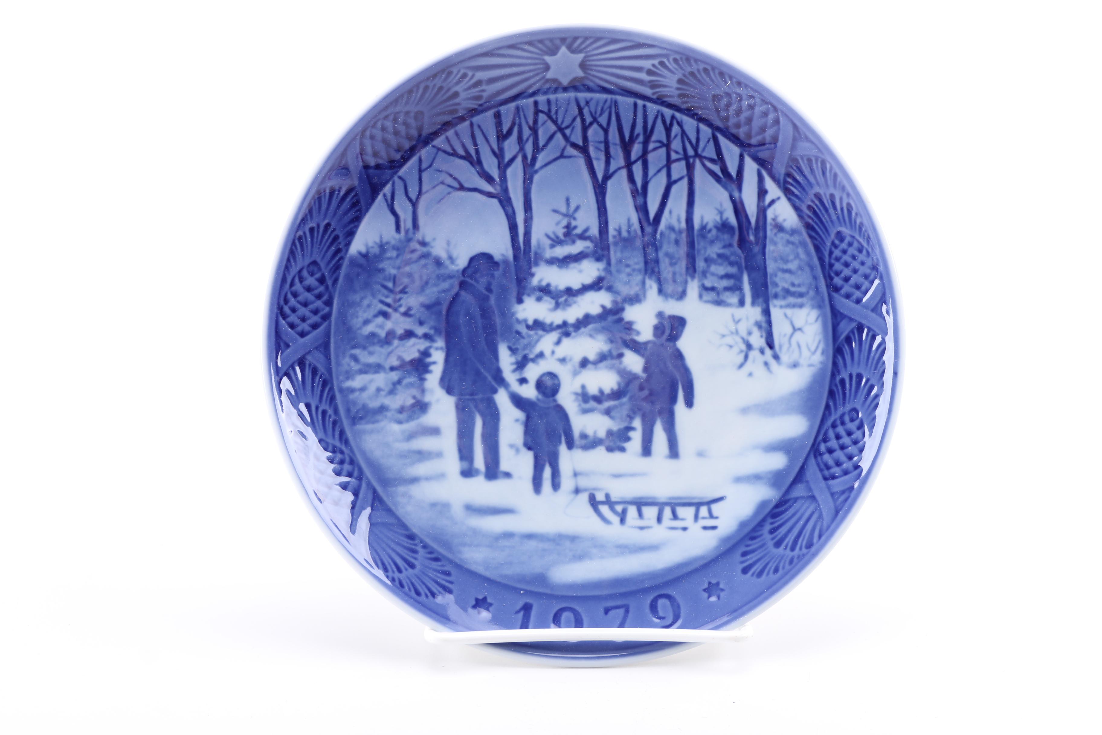 Annual Decorative Plates With Royal Copenhagen