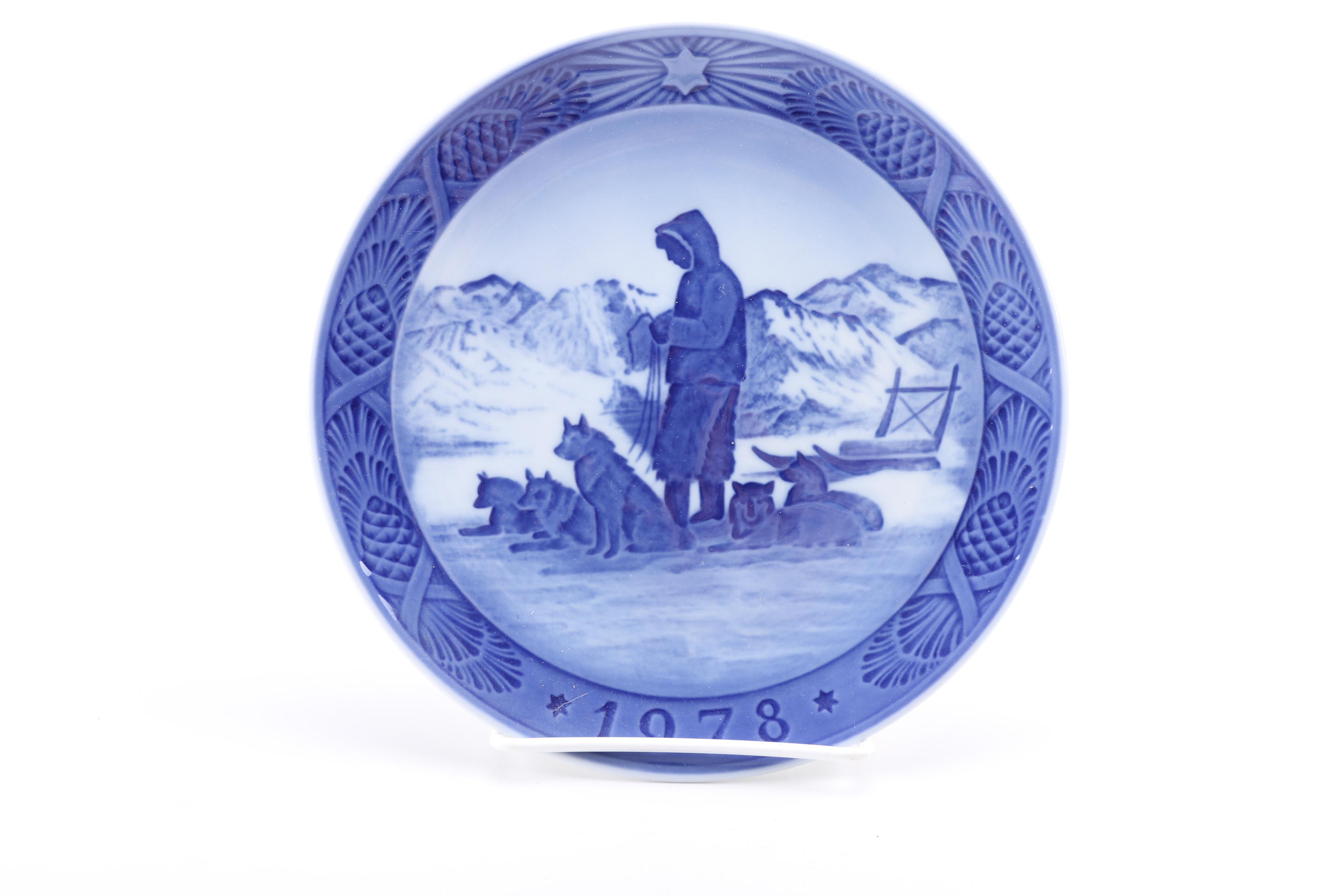 Annual Decorative Plates With Royal Copenhagen