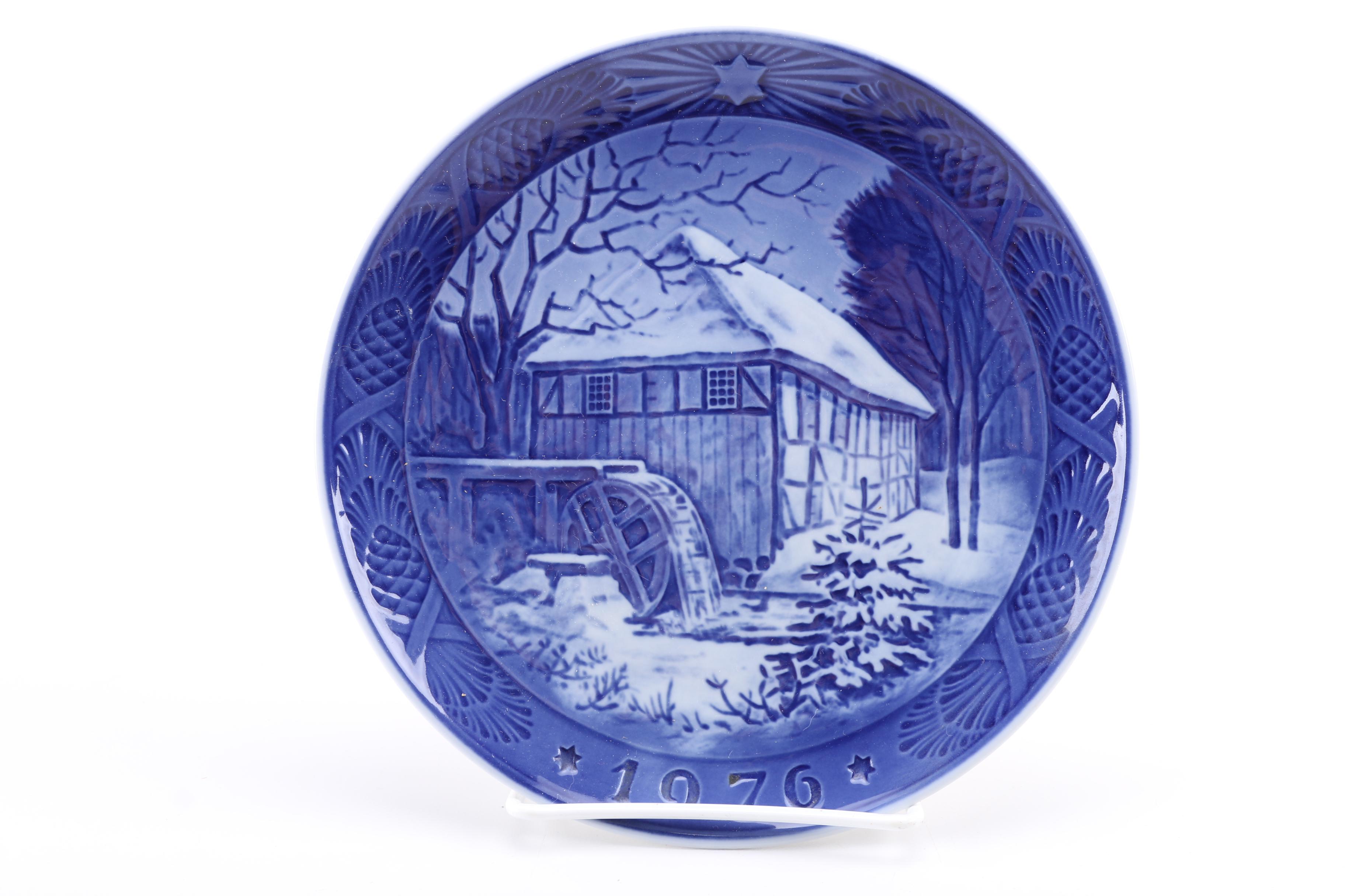 Annual Decorative Plates With Royal Copenhagen