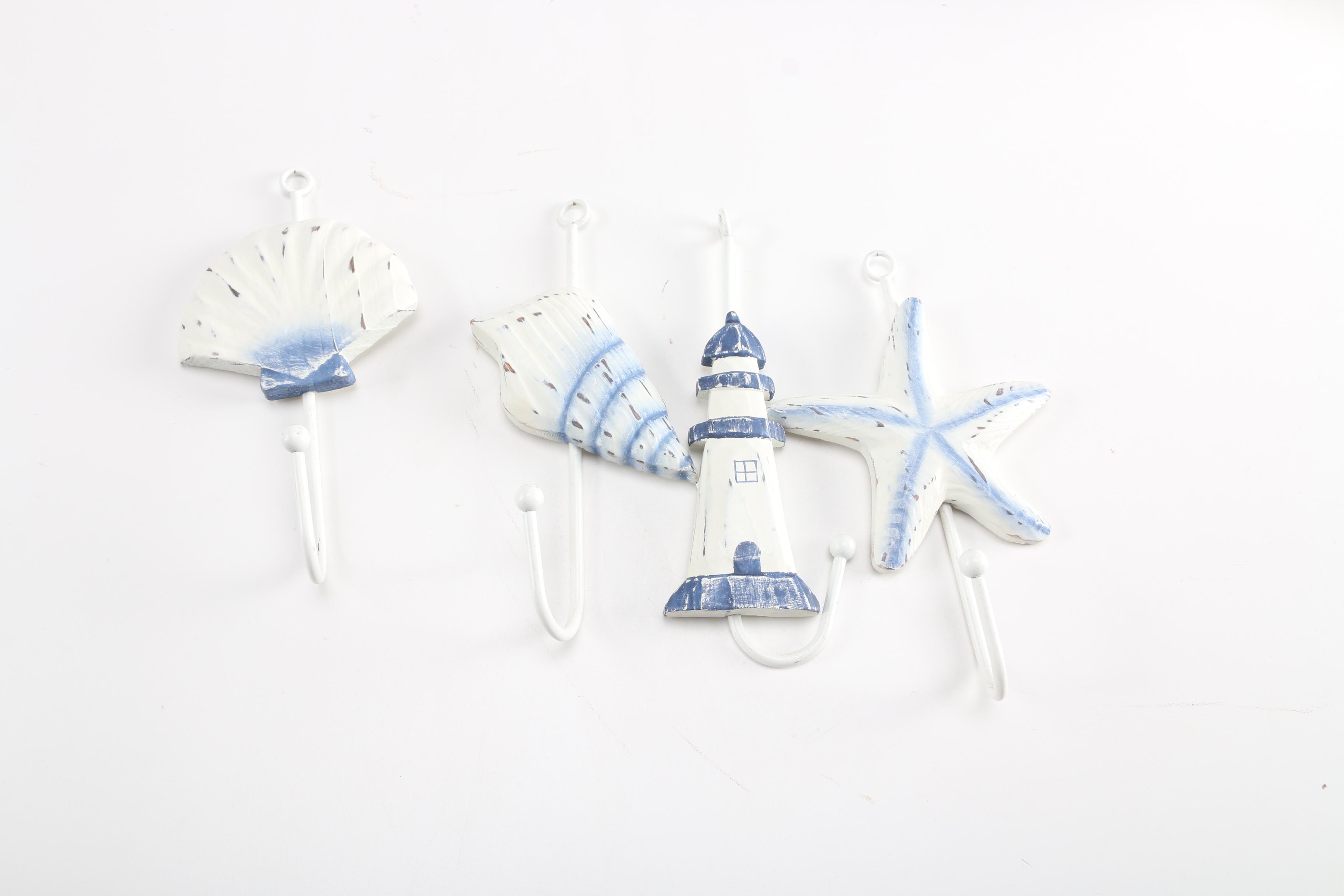 Cat Figure With Nesting Baskets and Decorative Plaques