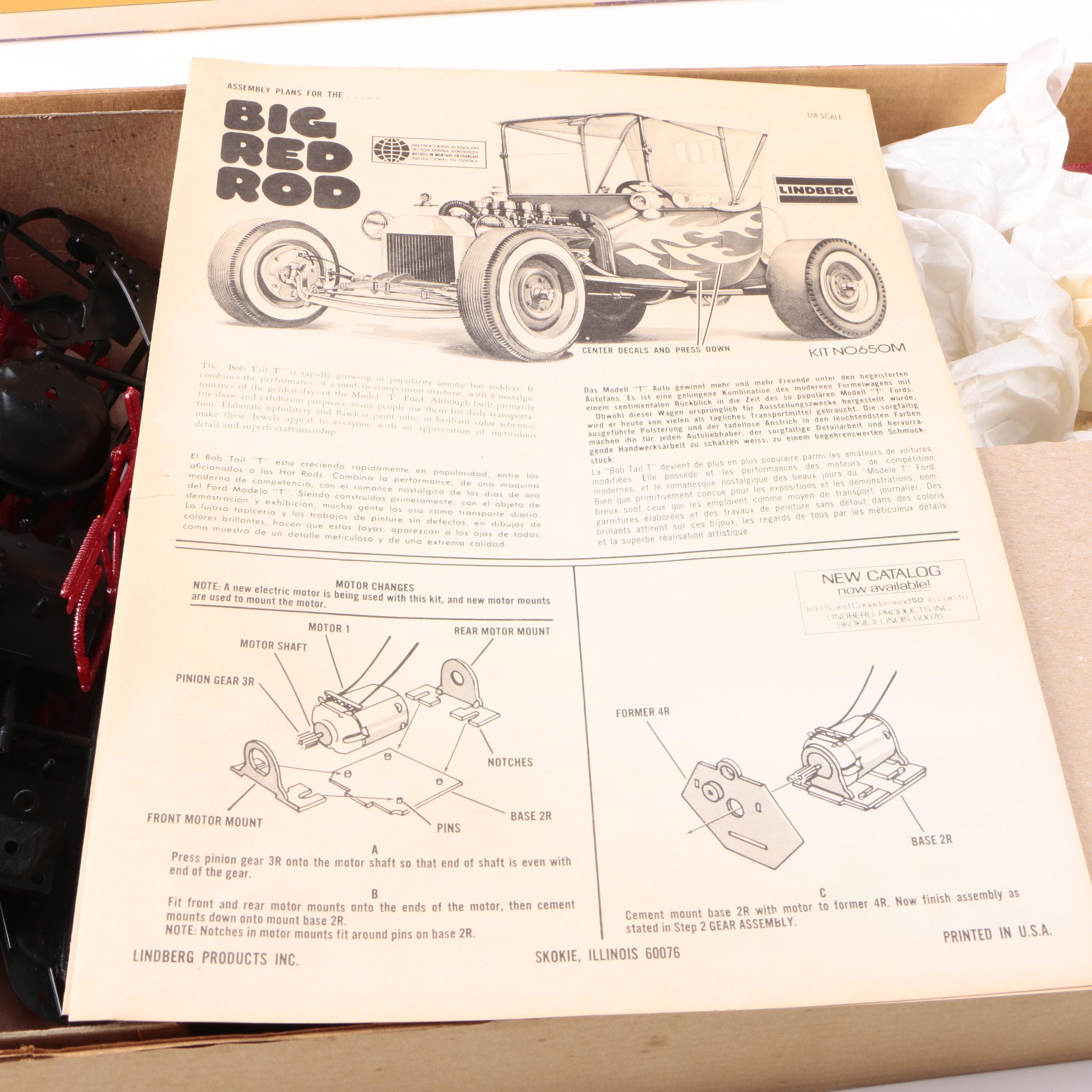 Lindberg Big Red Rod Motorized Model Car