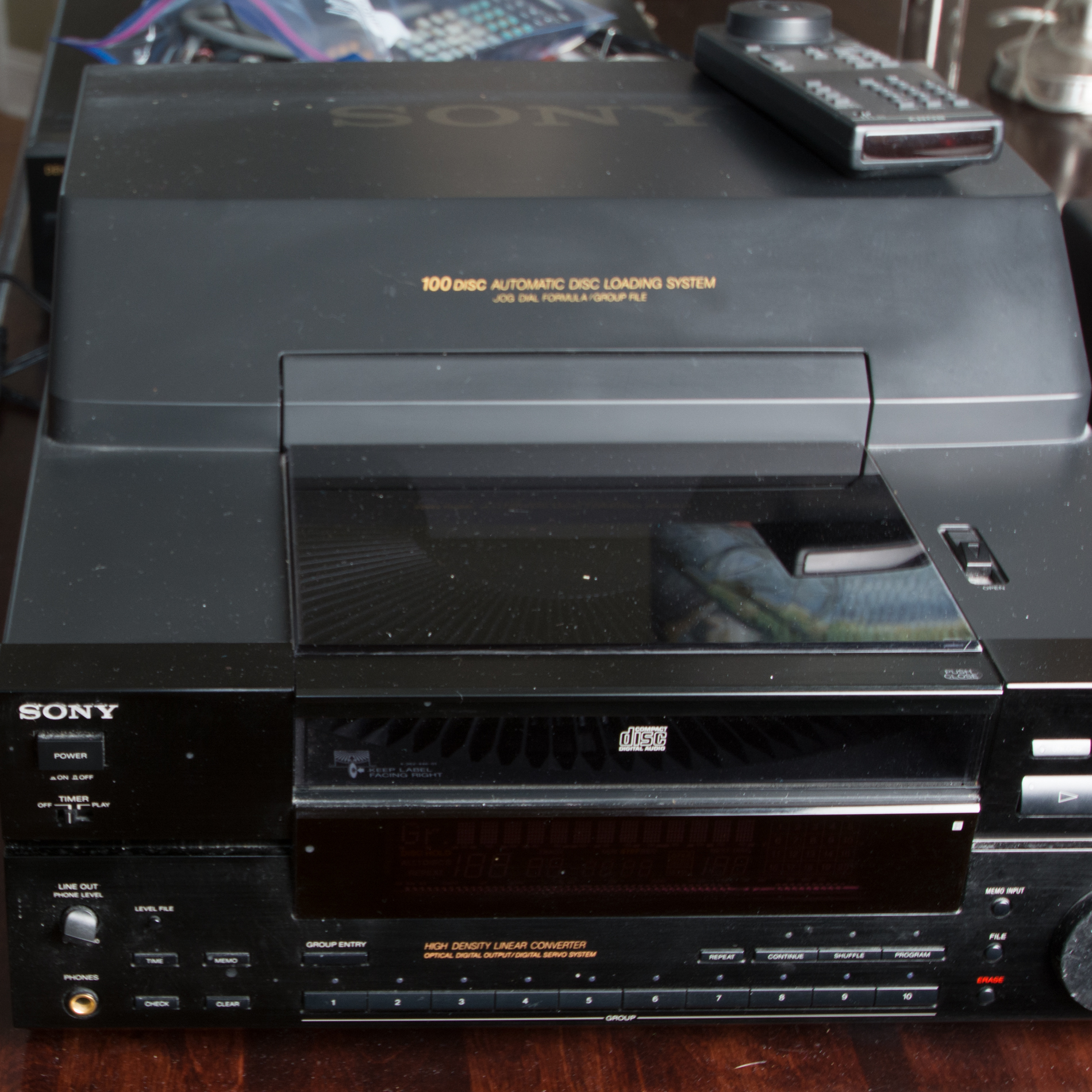Sony 100-Disc Changer