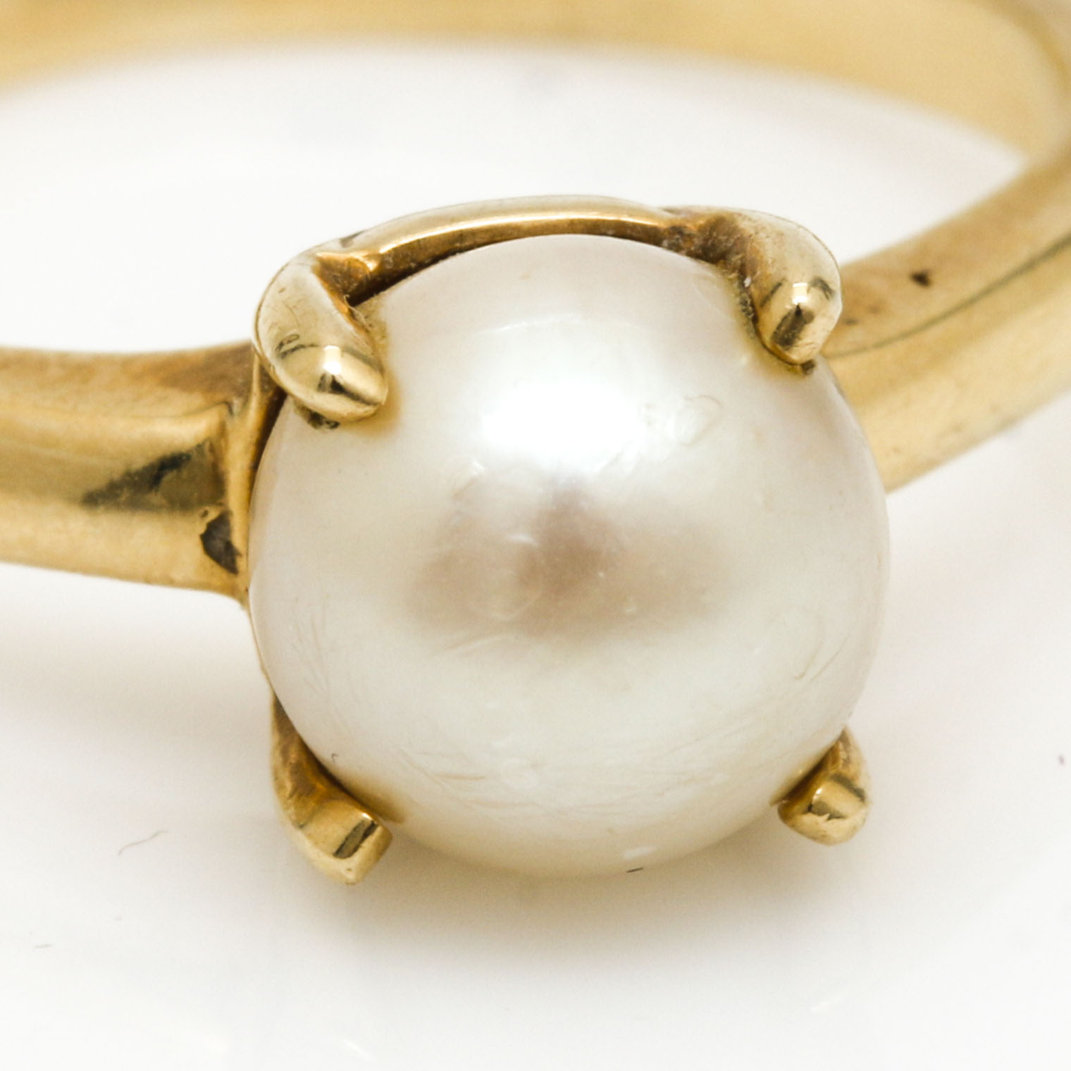 14K Yellow Gold Cultured Pearl Solitaire Ring