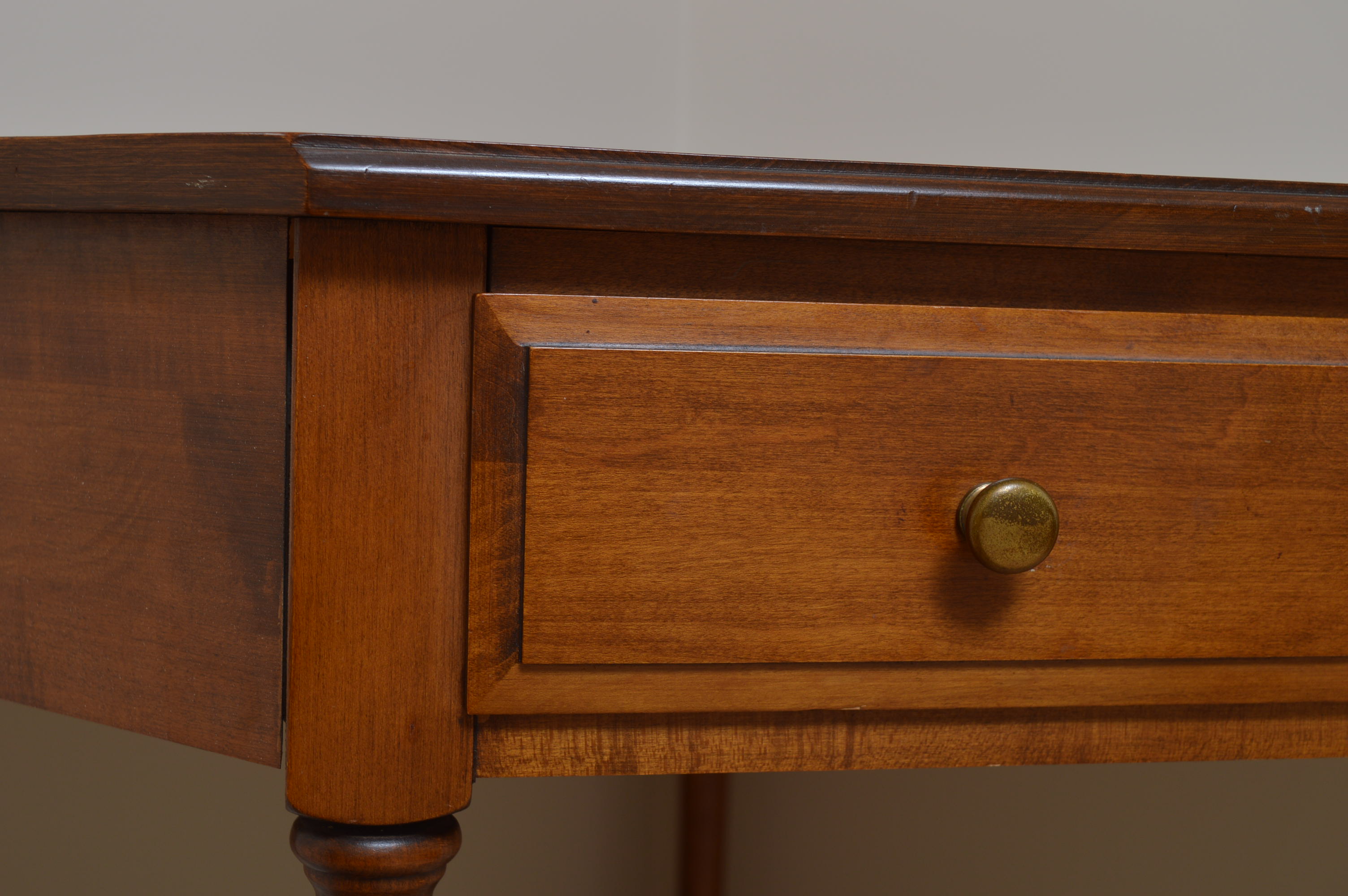 Tell City Young Republic Rock Maple Corner Console Table