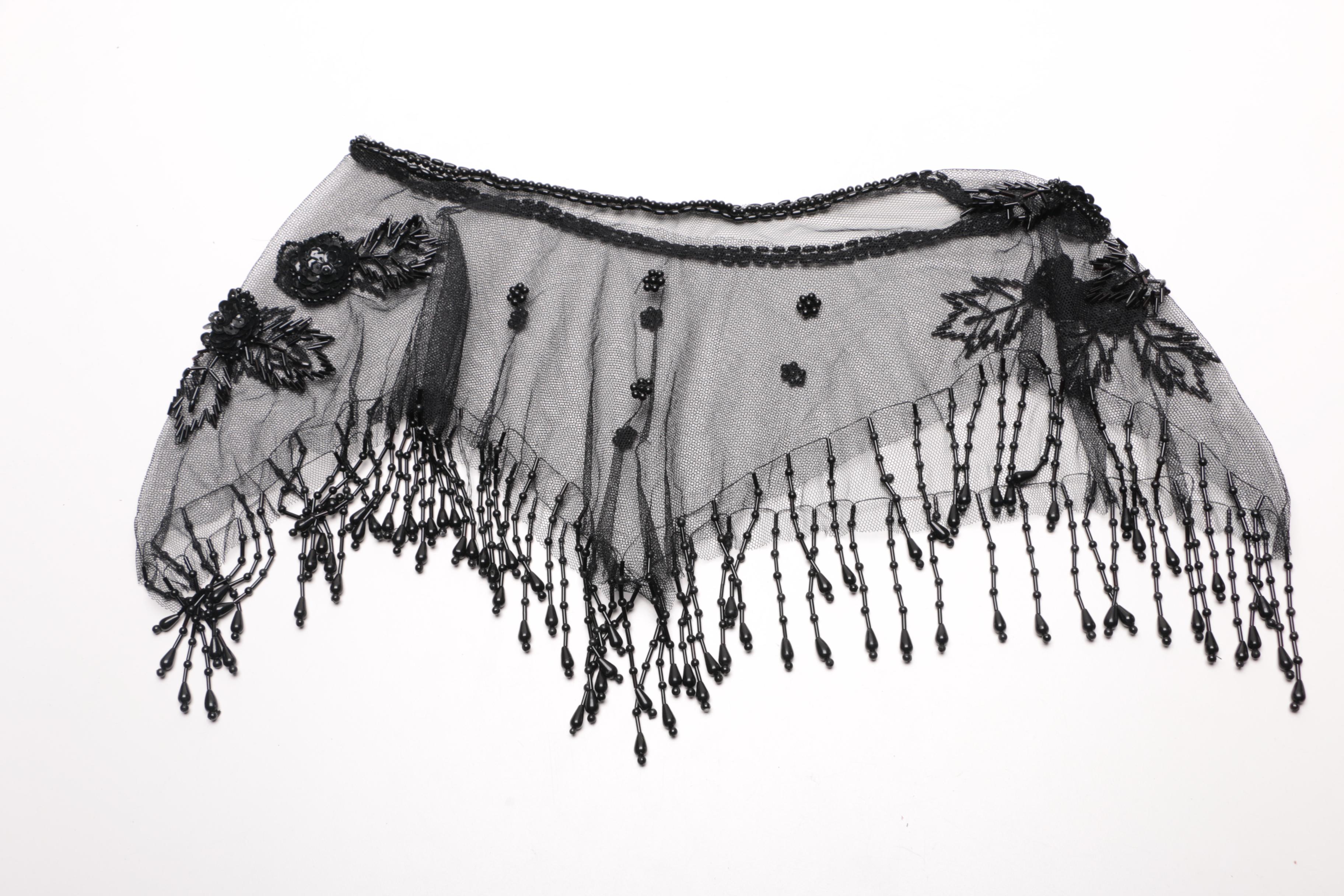 Black Lace Collar