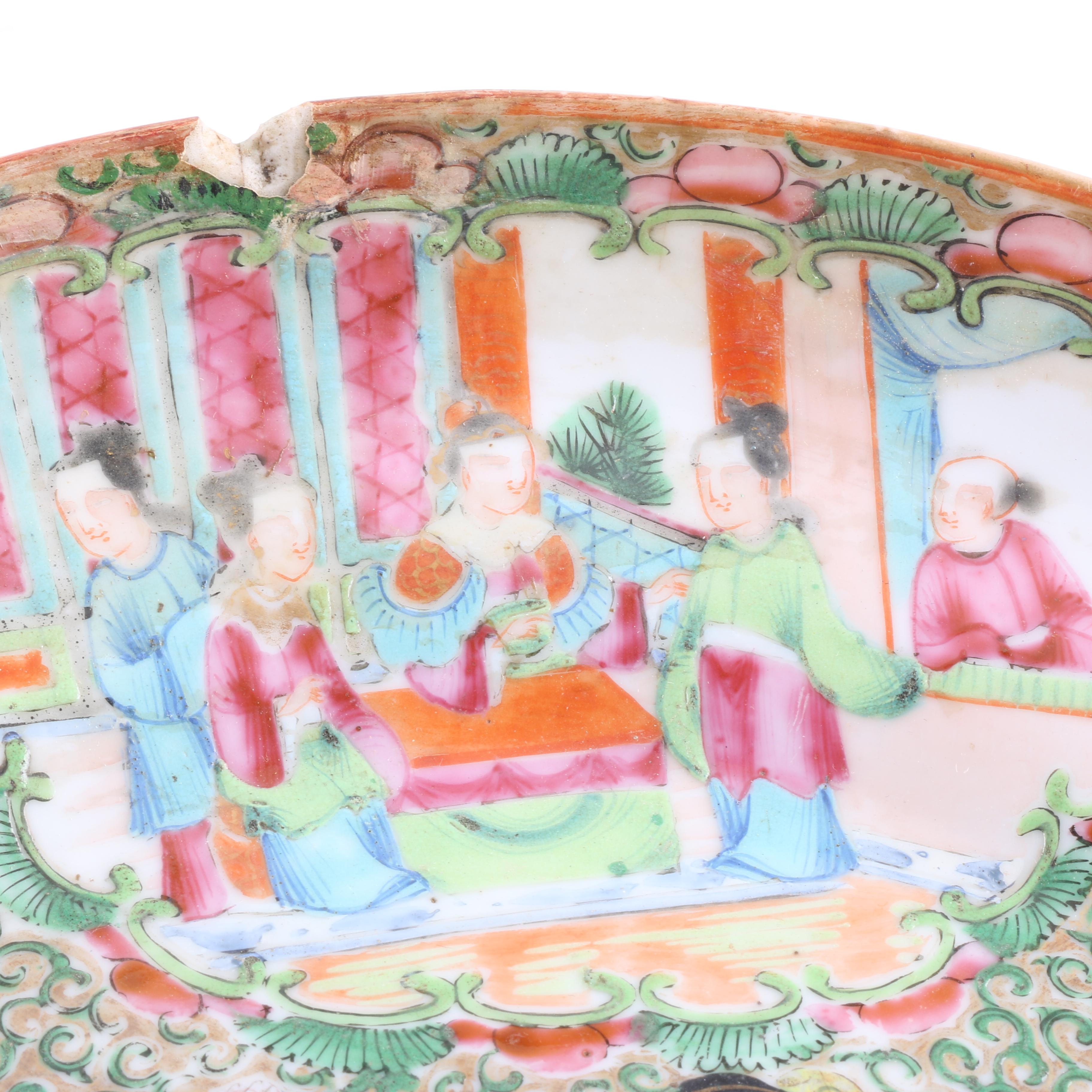 Chinese Rose Medallion Ceramic Tazza