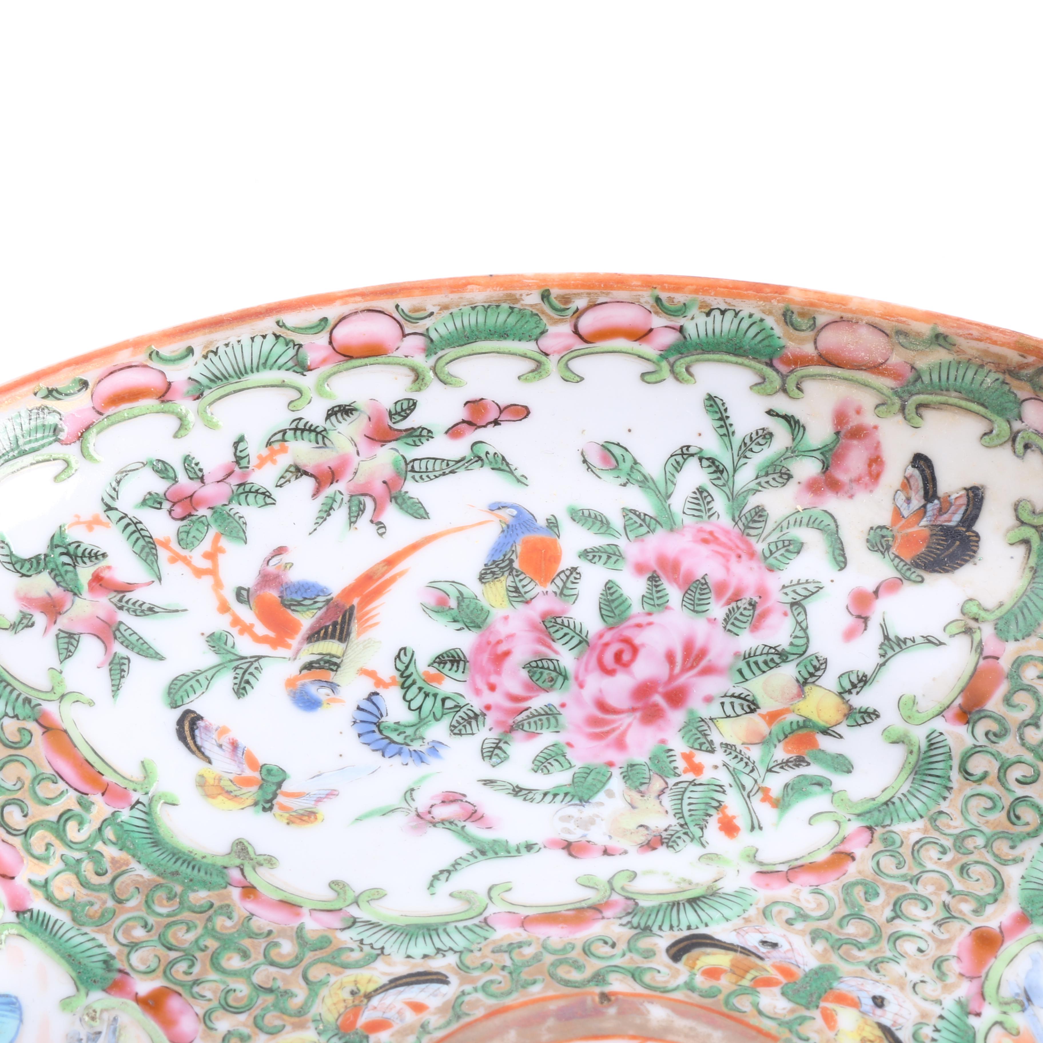 Chinese Rose Medallion Ceramic Tazza