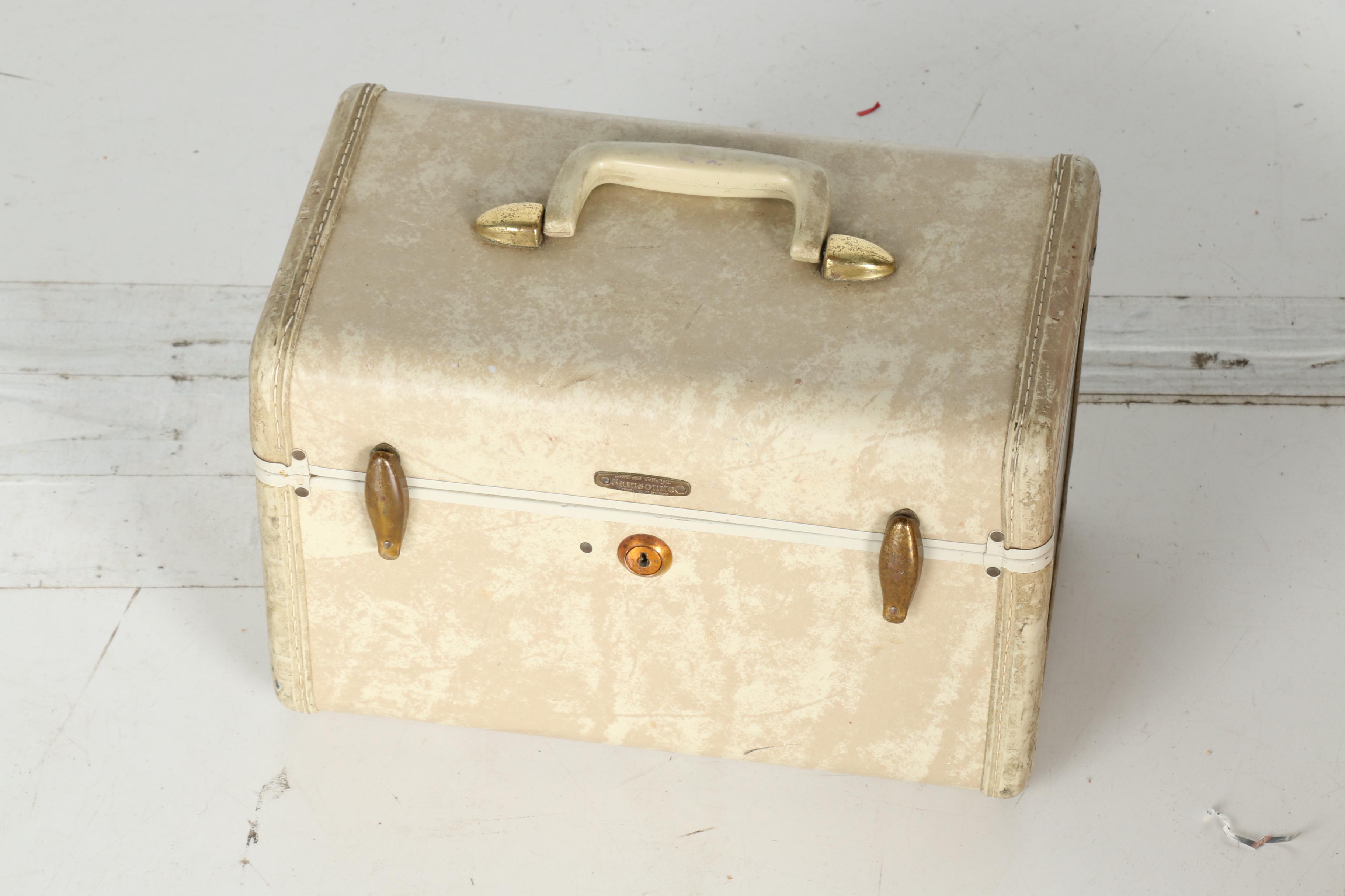 Vintage Luggage Pieces