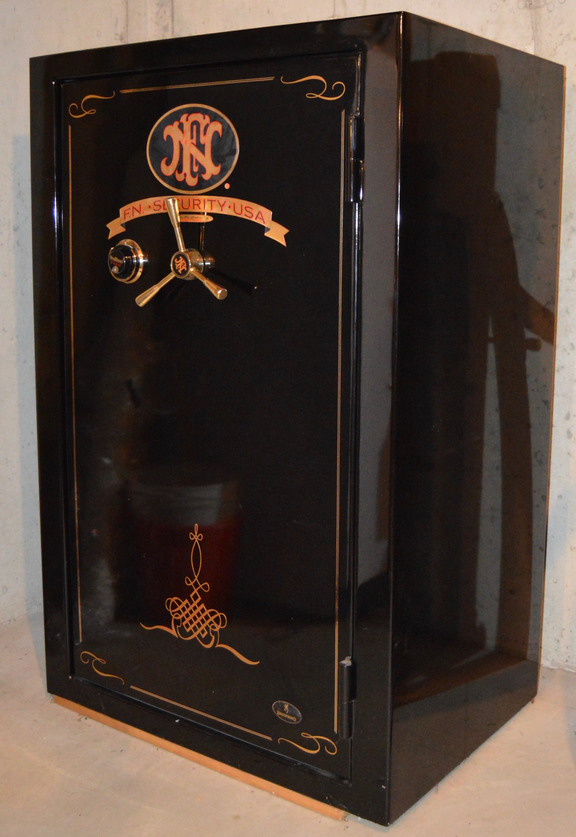 Fireproof Gun and Rifle Safe by Browning