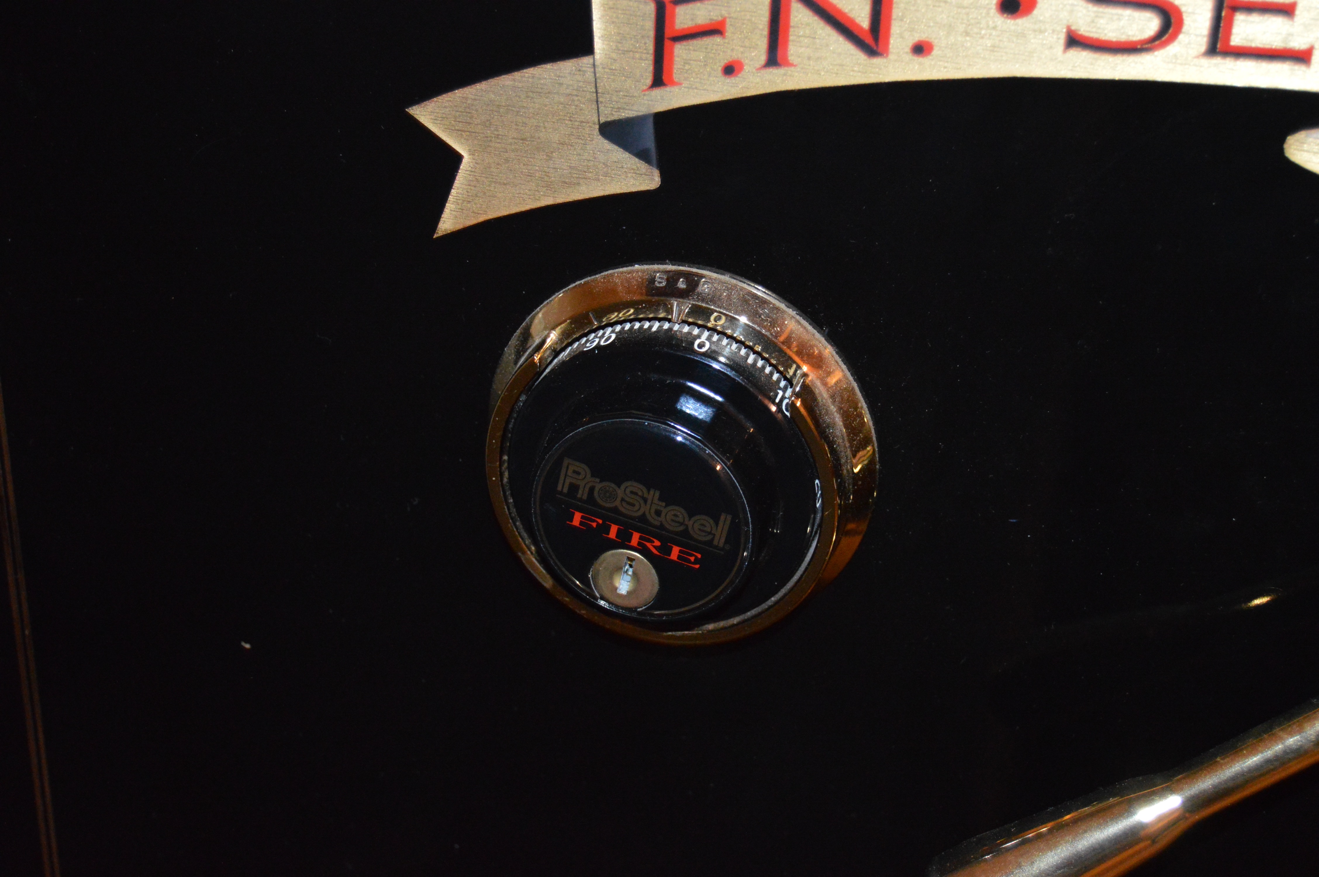 Fireproof Gun and Rifle Safe by Browning