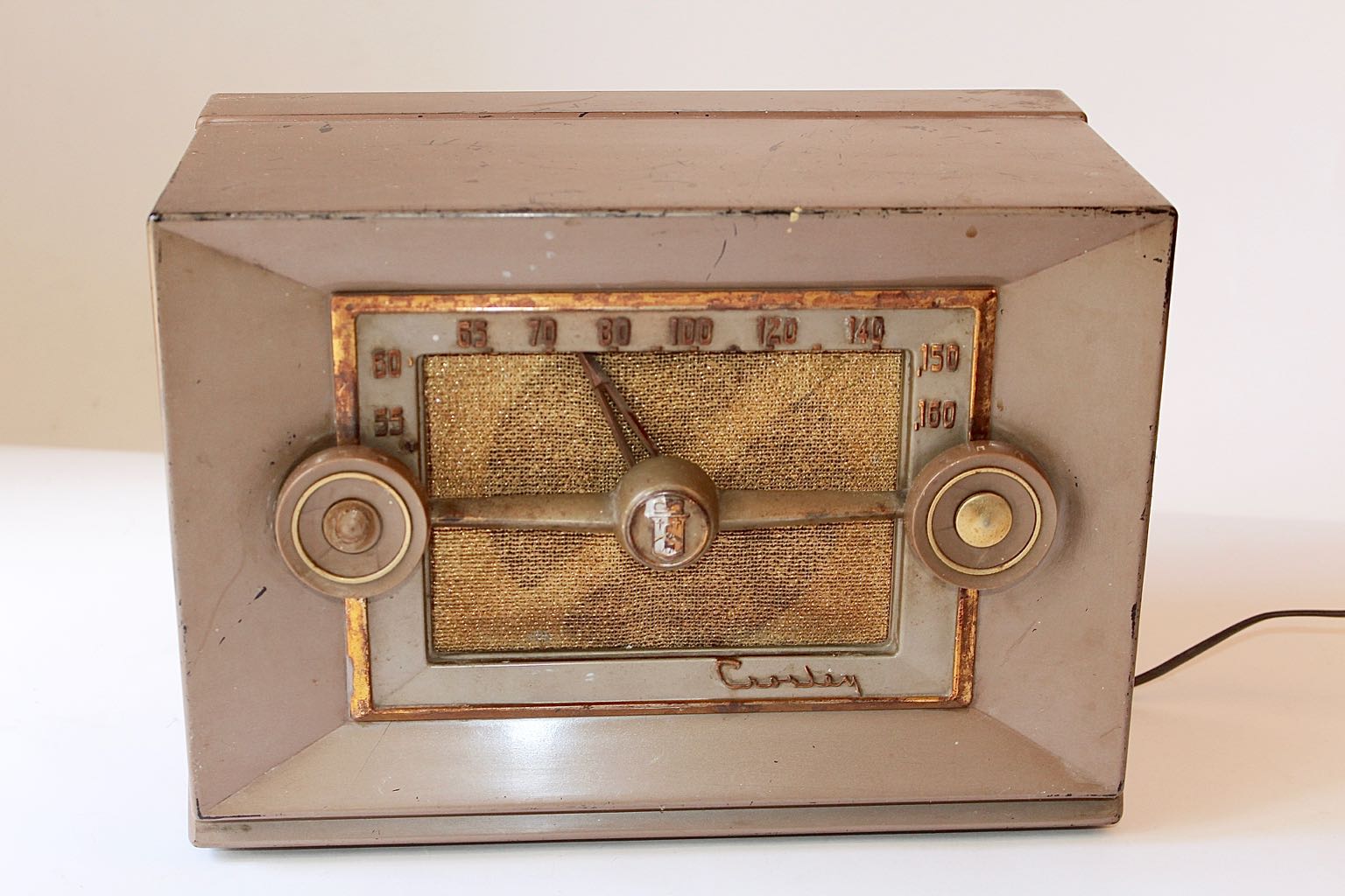 Vintage Crosley Radio