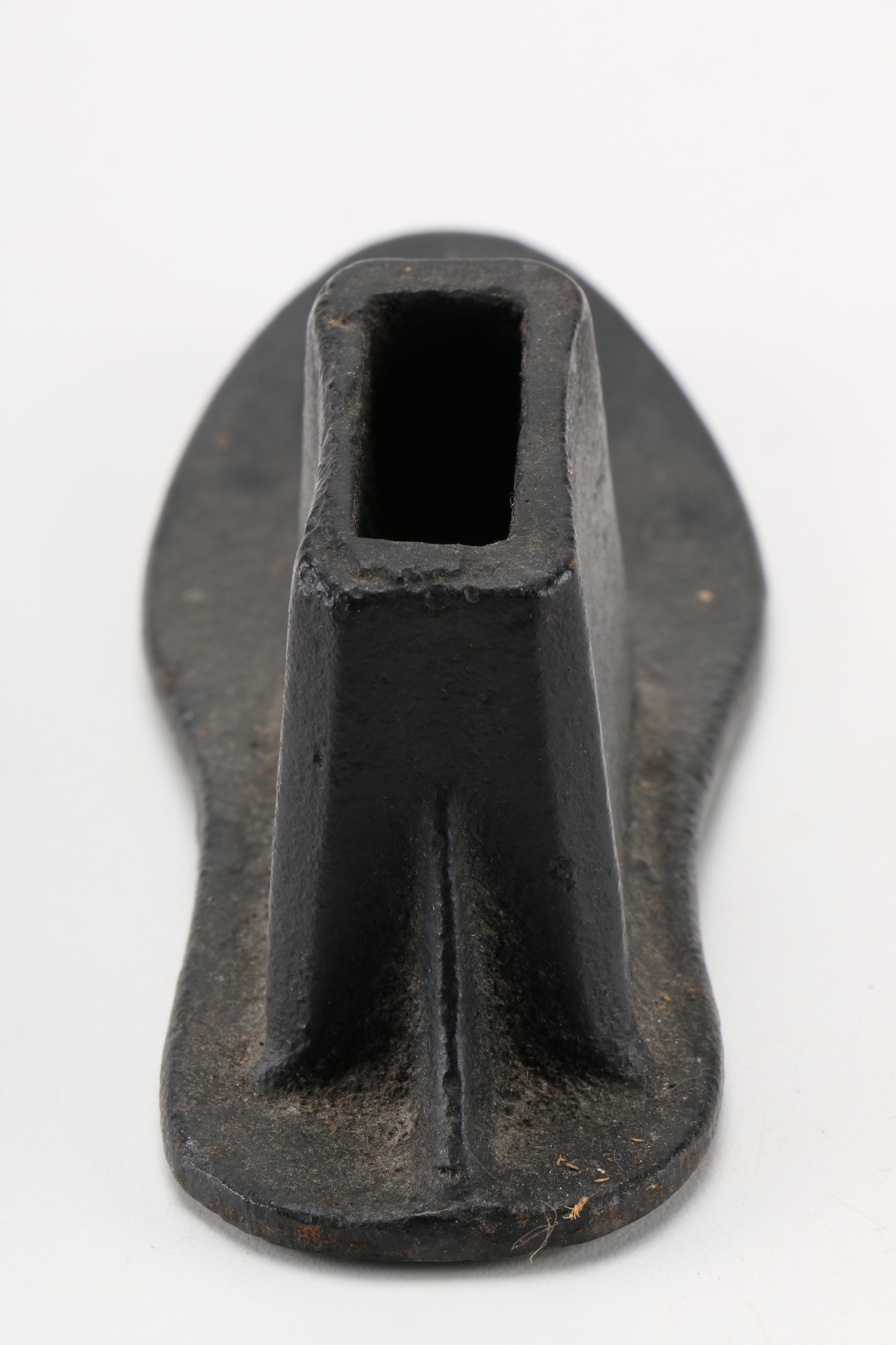 Cast Iron Shoe Cobbler Forms and Horseshoes