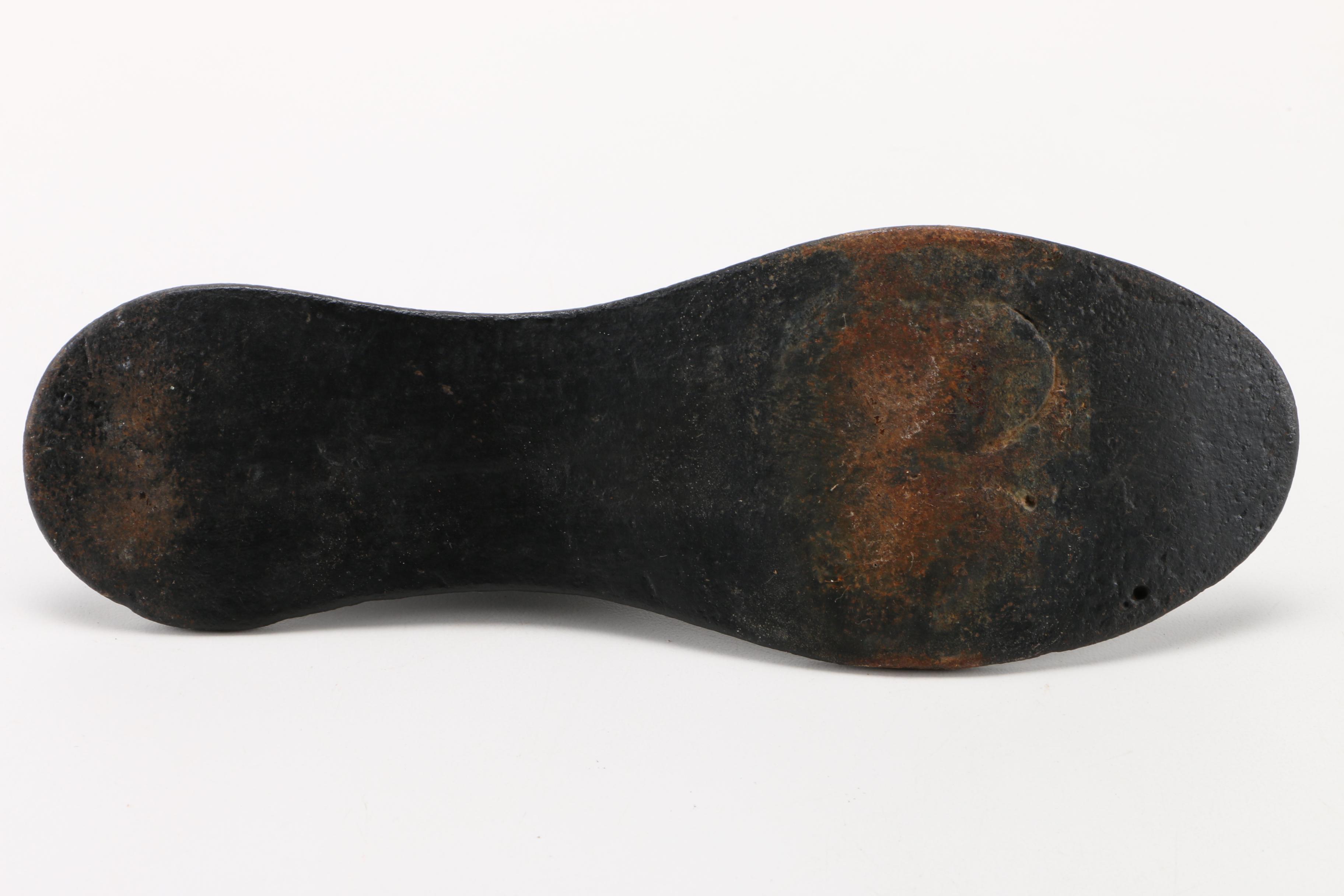 Cast Iron Shoe Cobbler Forms and Horseshoes