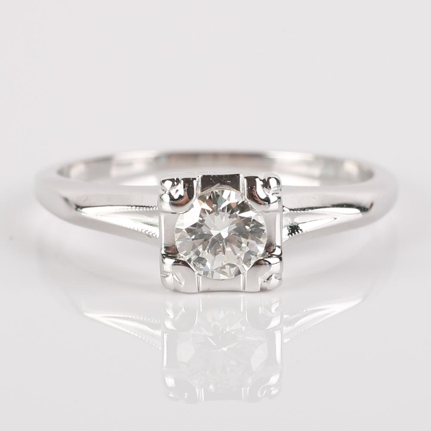 14K White Gold Round Brilliant Diamond Ring