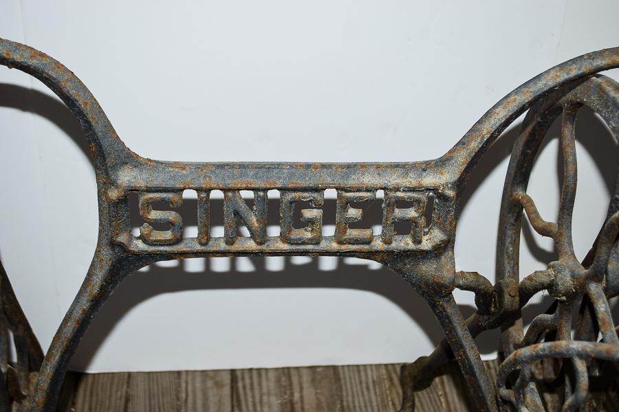 Vintage Cast Iron Singer Sewing Machine Base