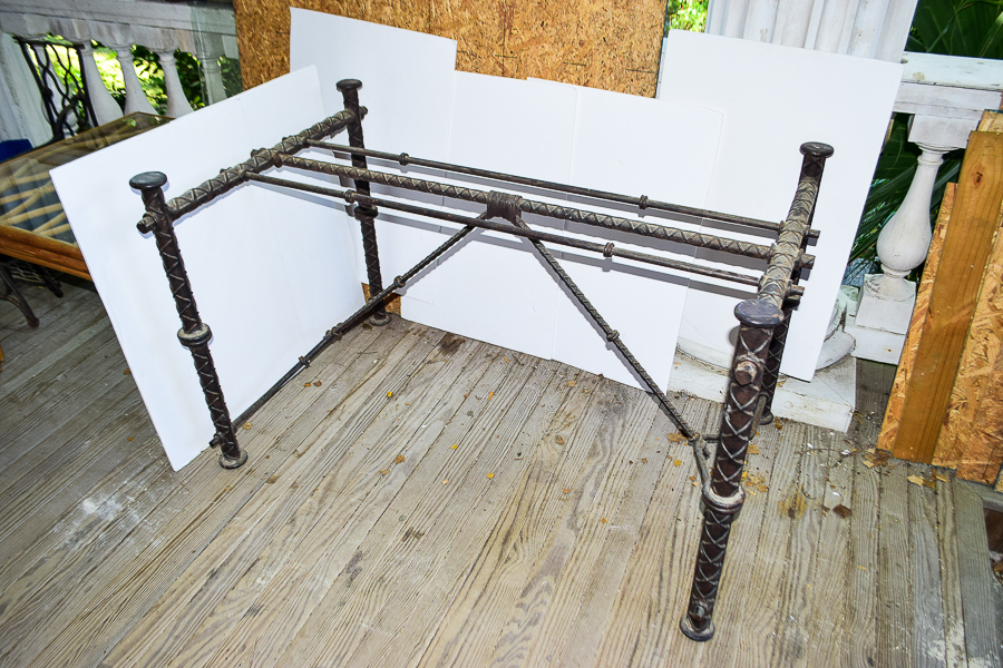 Decorative Steel Table Stand
