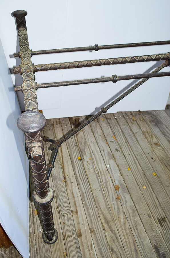 Decorative Steel Table Stand