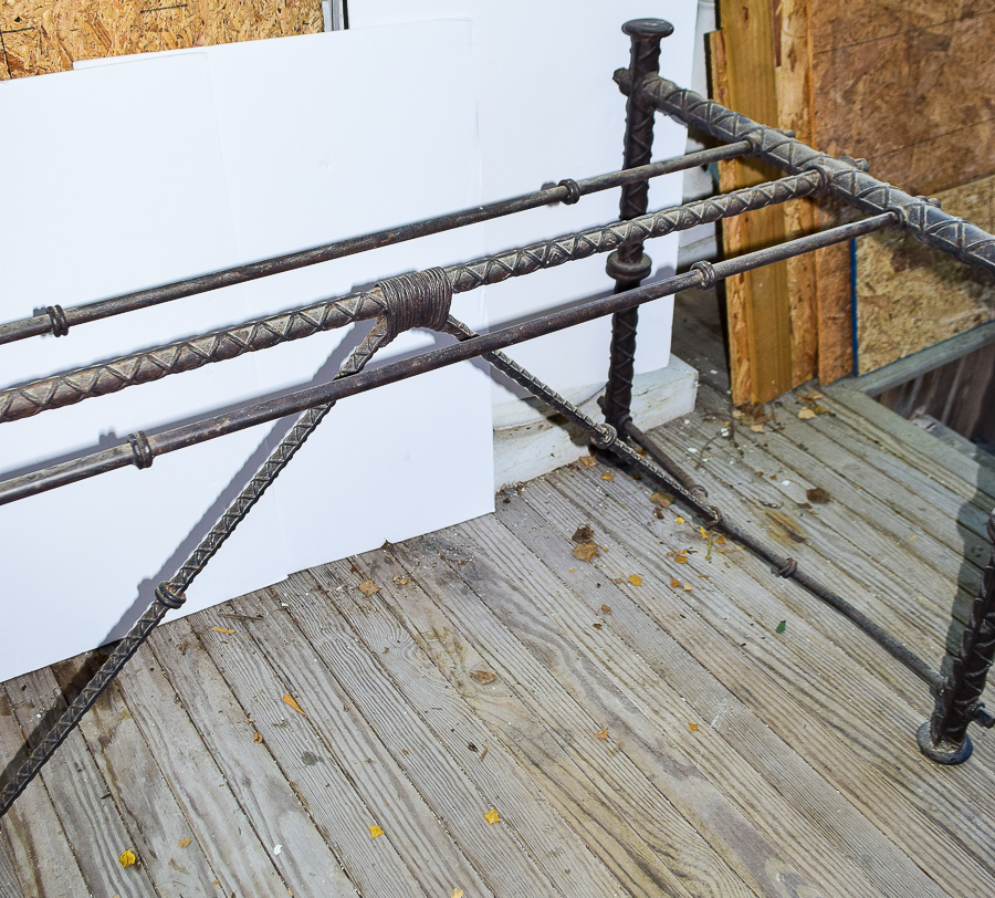 Decorative Steel Table Stand