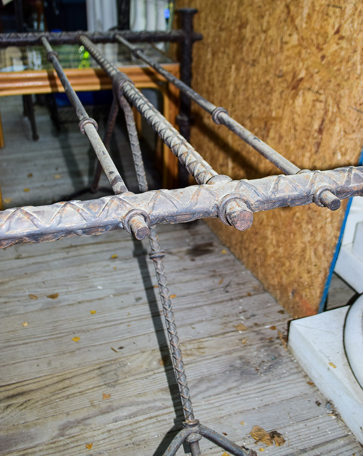 Decorative Steel Table Stand