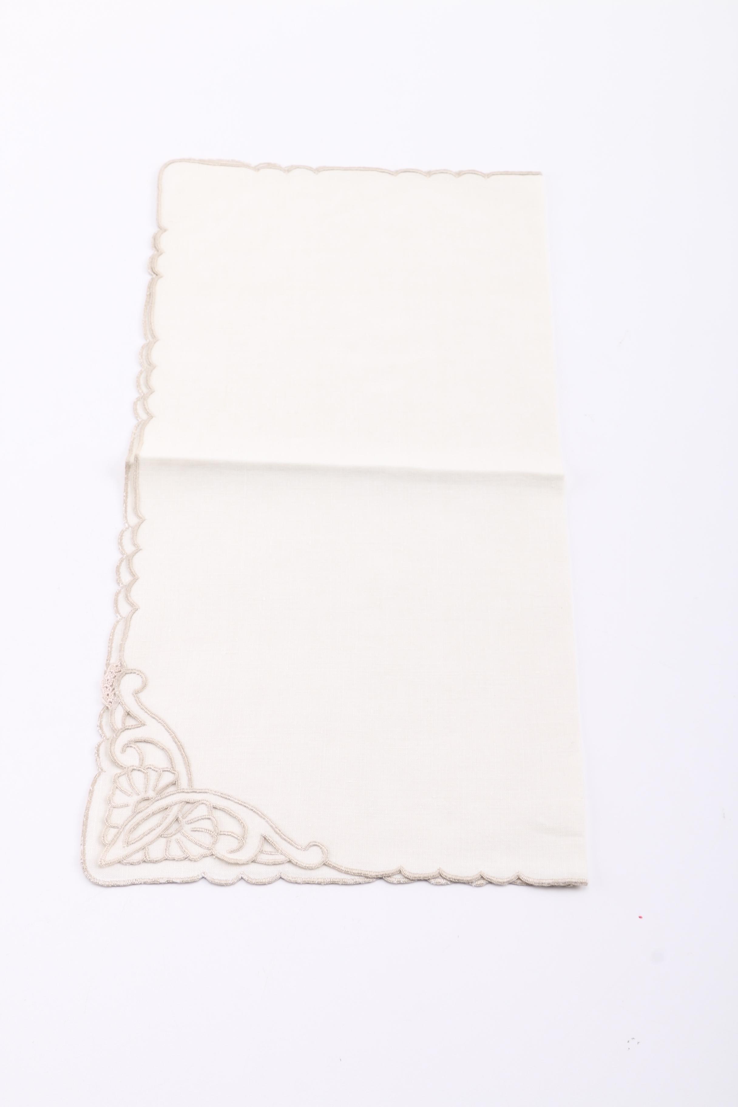 Vintage Linen Placemats and Napkins