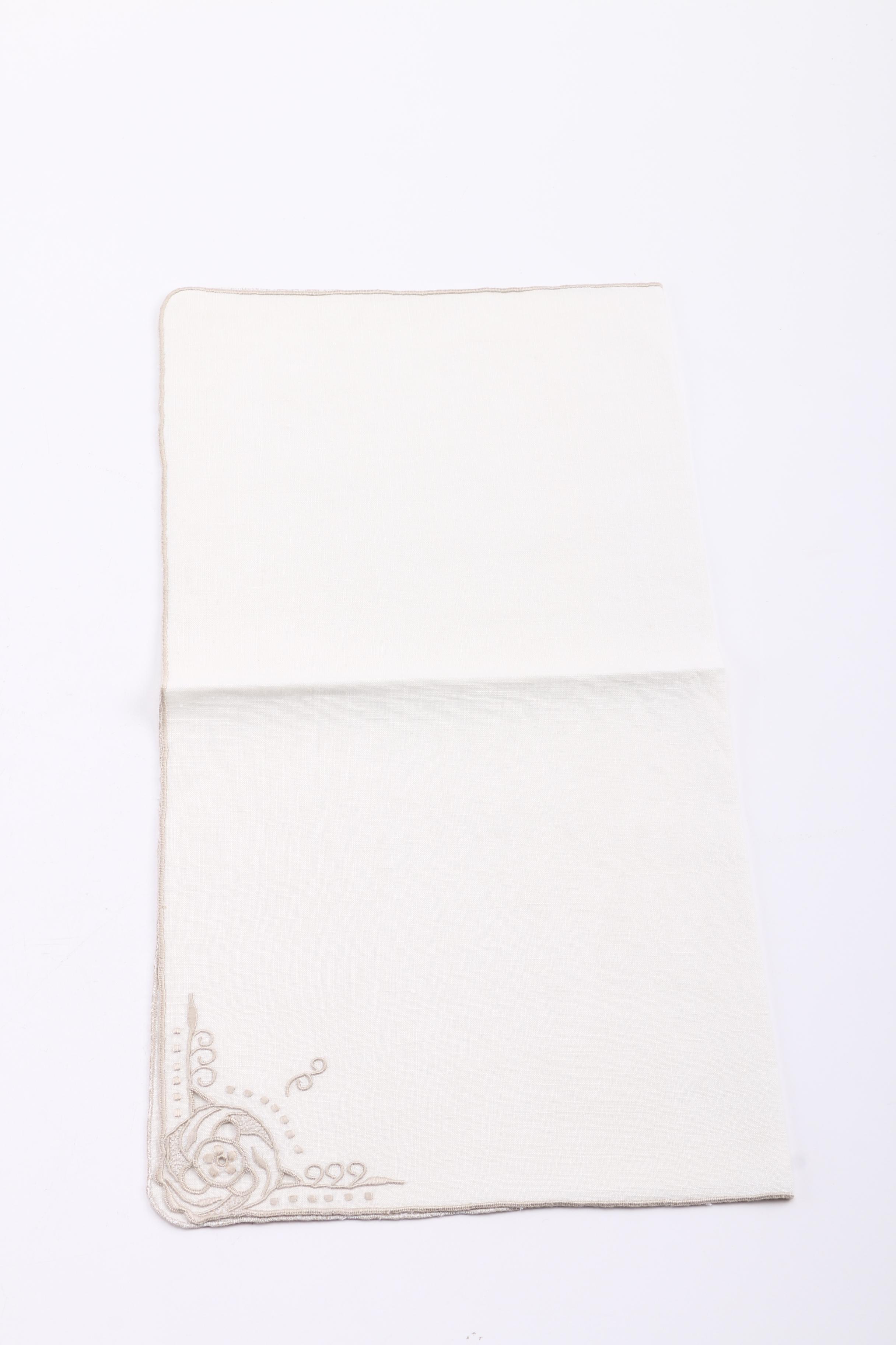 Vintage Linen Placemats and Napkins