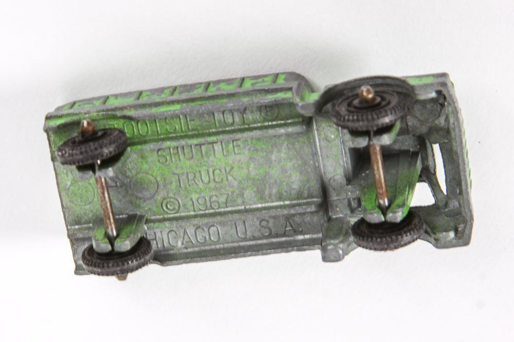 Vintage Die-Cast Toy Cars and Trailer