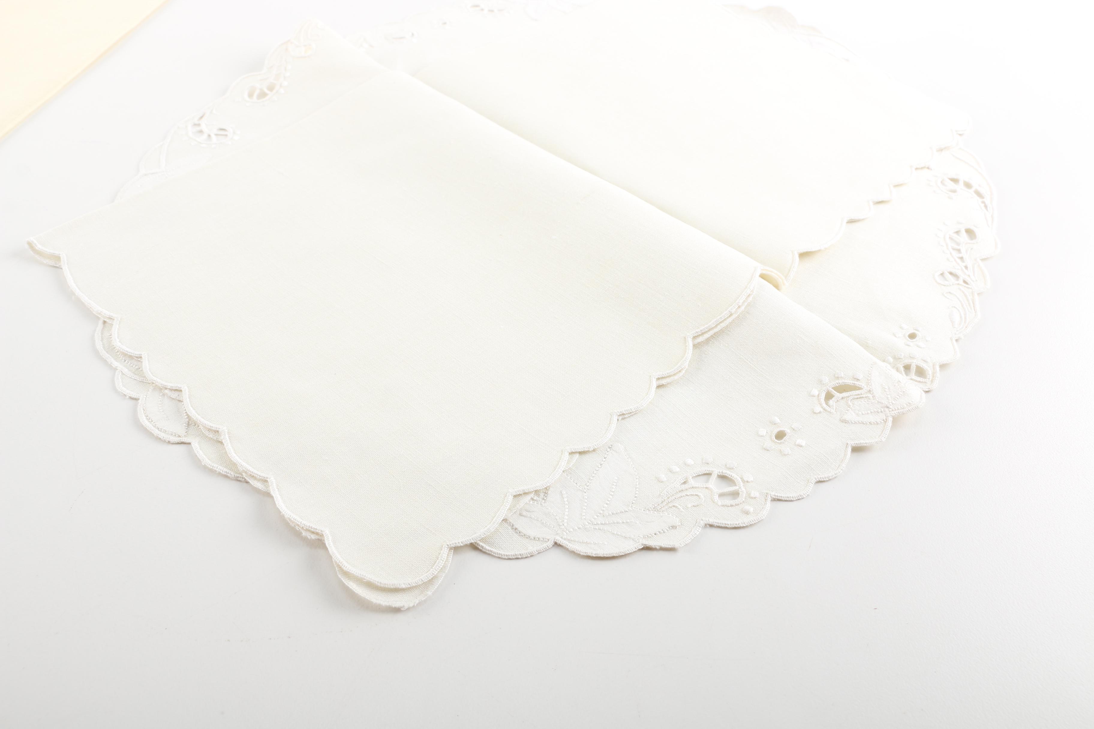 Vintage Placemats and Napkins