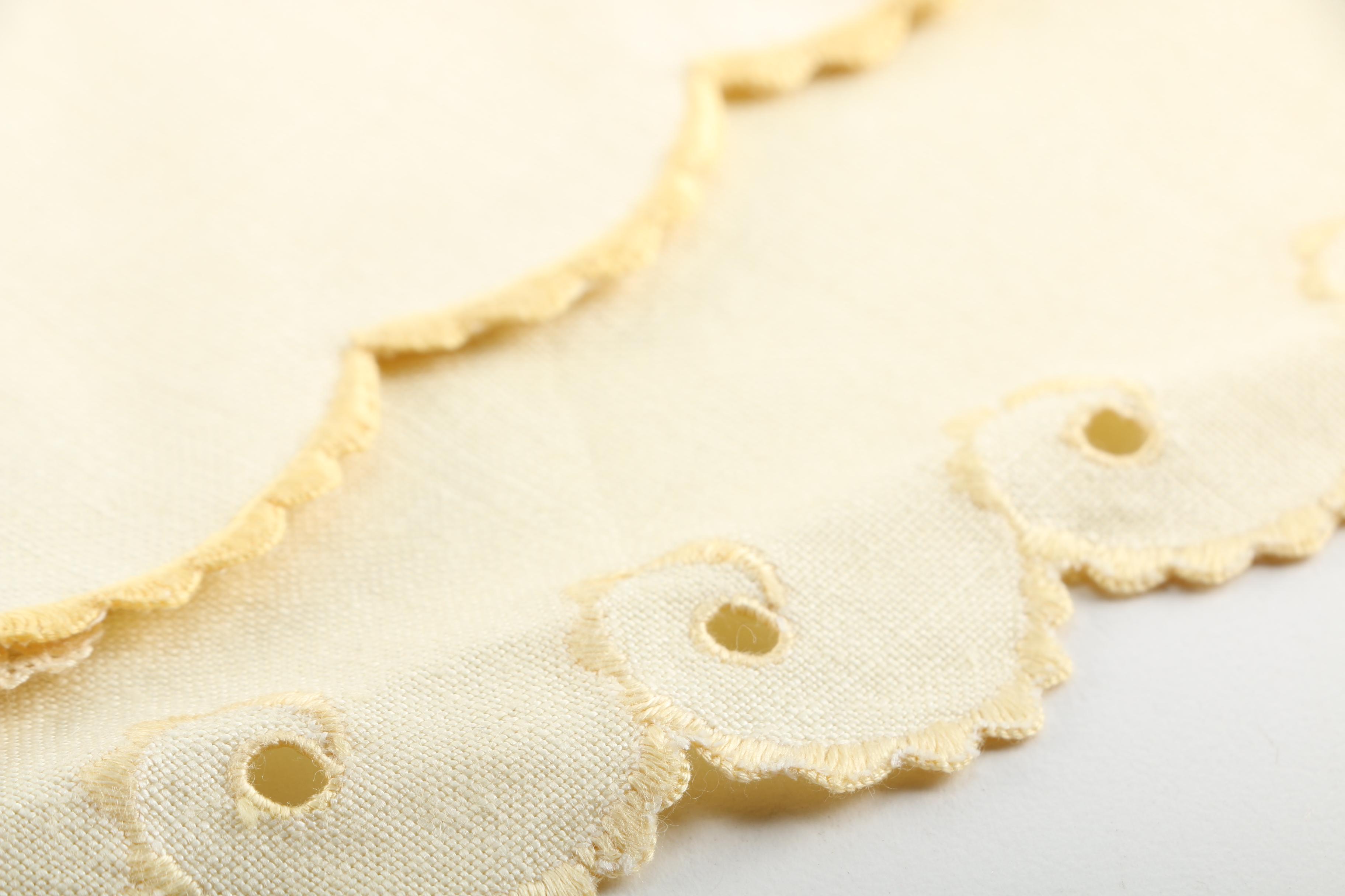 Vintage Placemats and Napkins