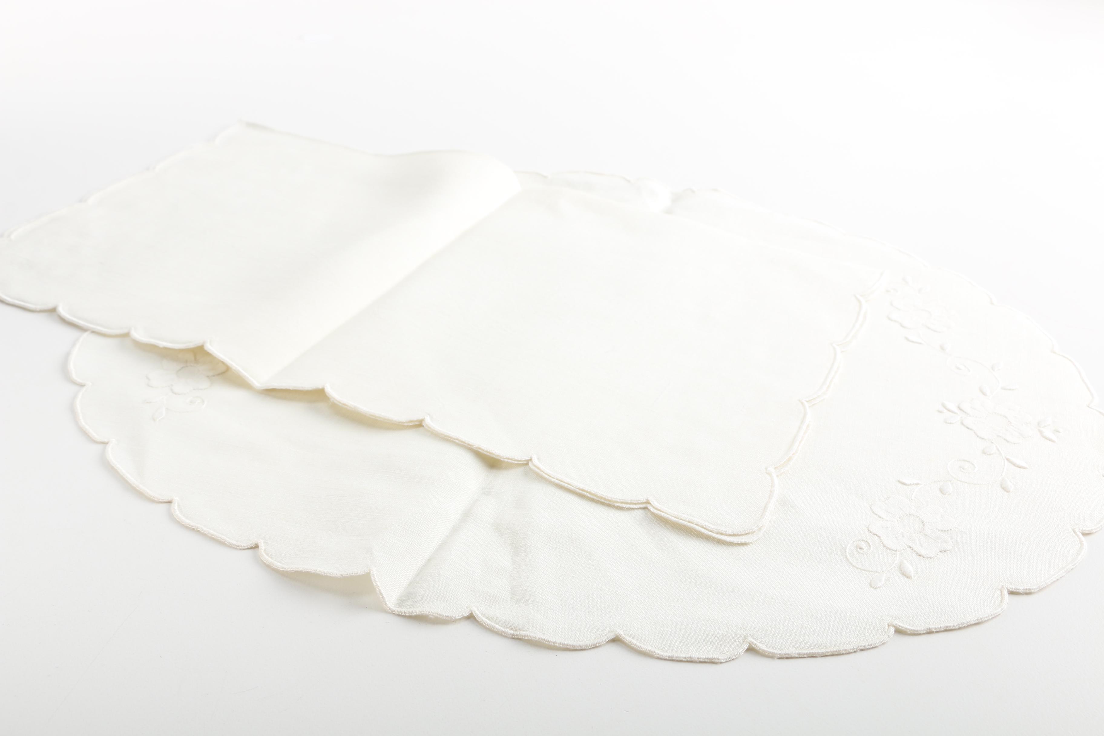 Vintage Placemats and Napkins