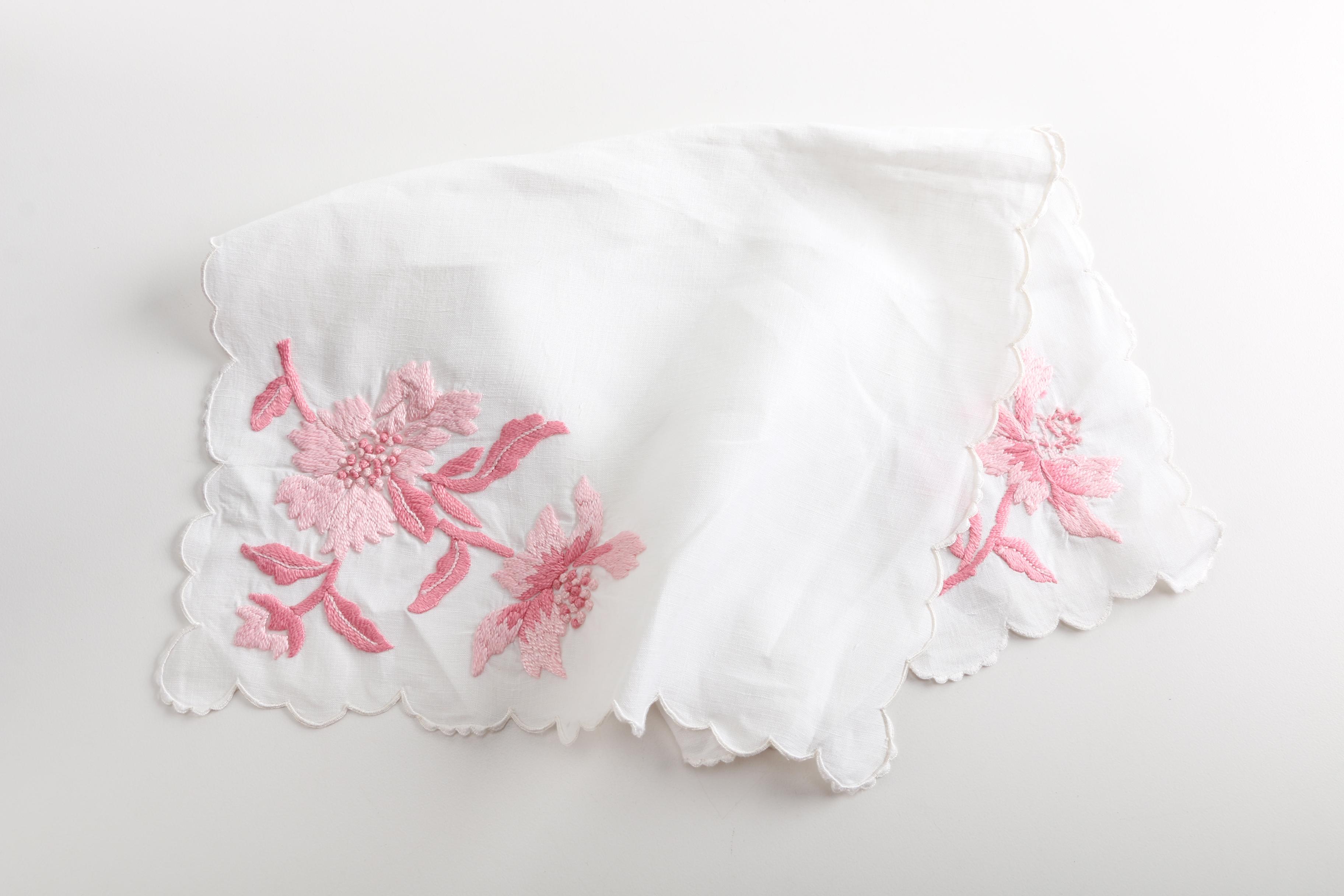 Vintage Floral Linen Placemats and Napkins
