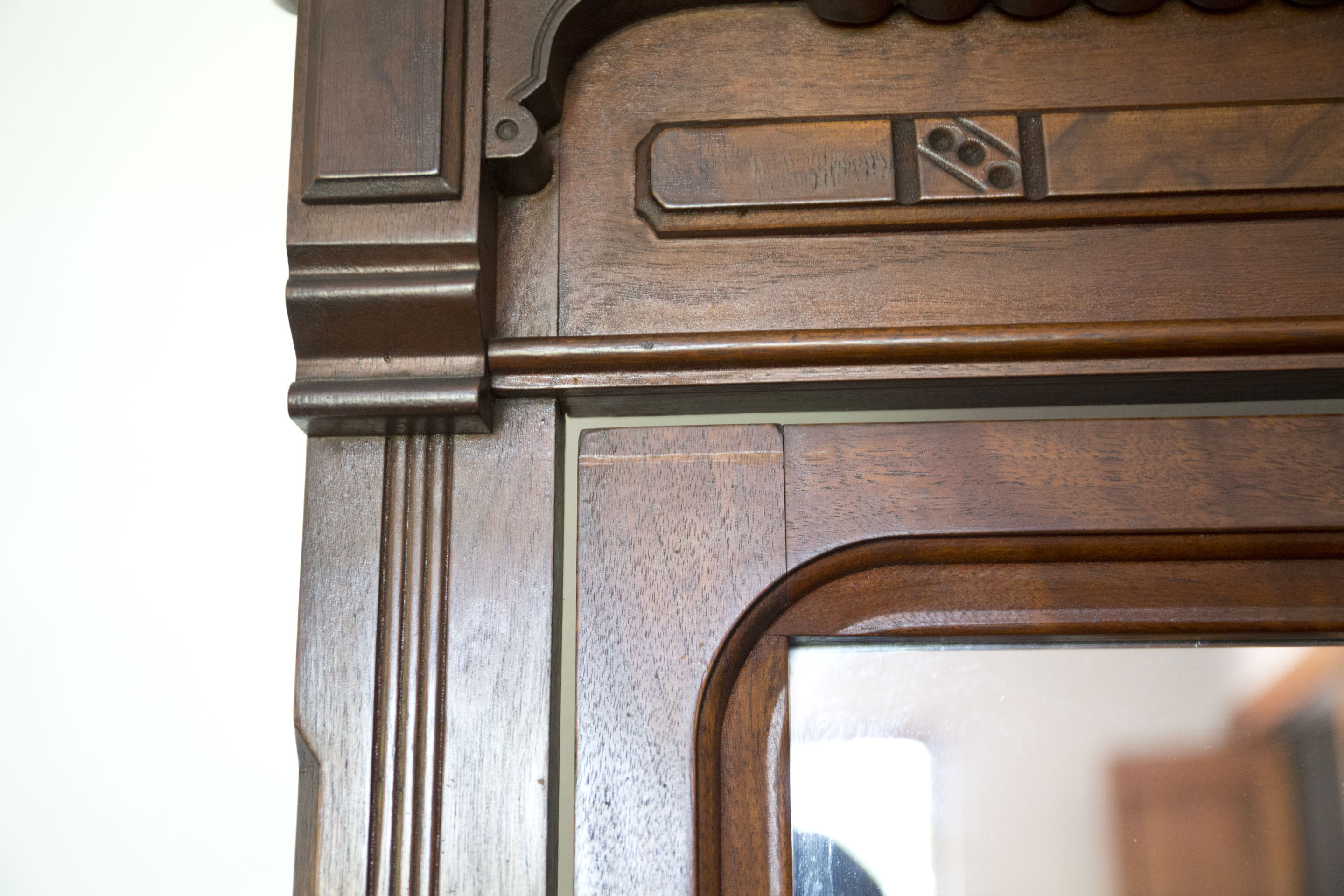 Mid 19th Century Eastlake Mahogany Vanity Dresser