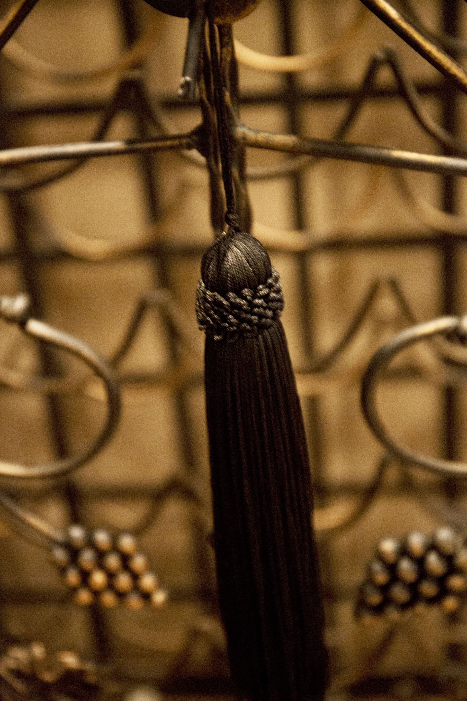 Metal Grapevine Motif Wine Jail